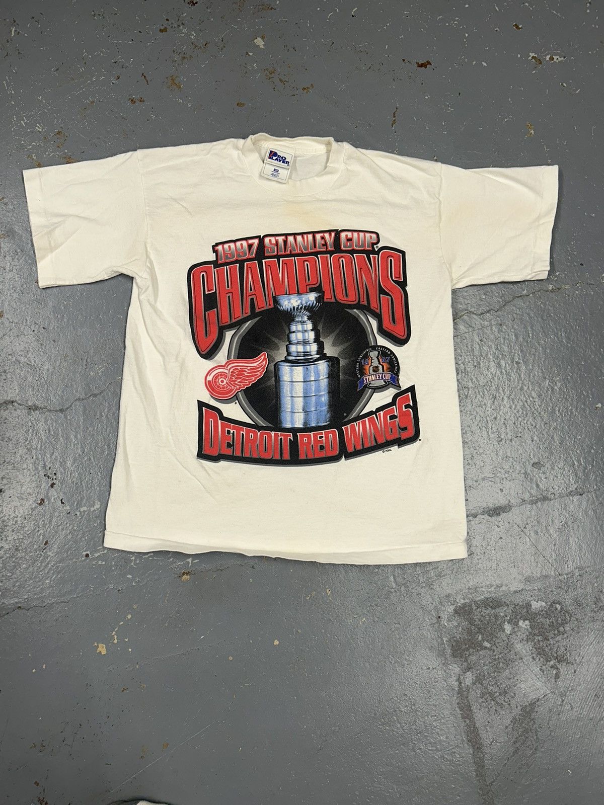NHL × Pro Player × Vintage Crazy Vintage 90s Detroit Red Wings White Graphic Tee Shirt Size US M / EU 48-50 / 2 - 1 Thumbnail