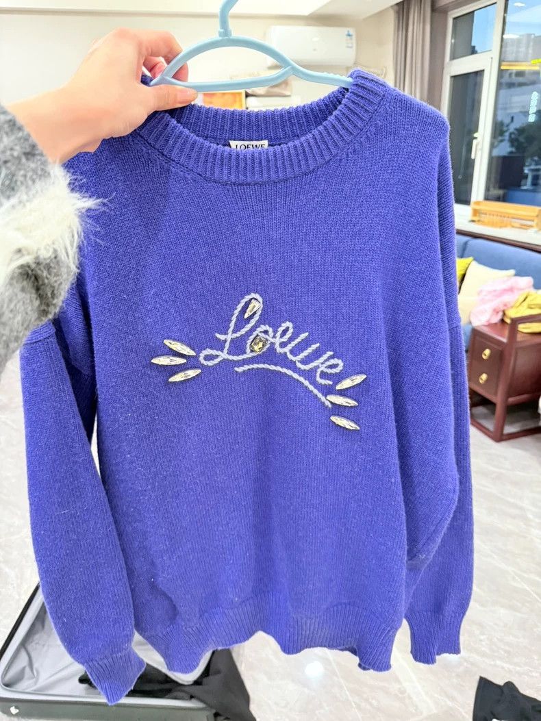 Loewe LOEWE Violet water diamond yarn Logo knit sweater Size S / US 4 / IT 40 - 1 Thumbnail