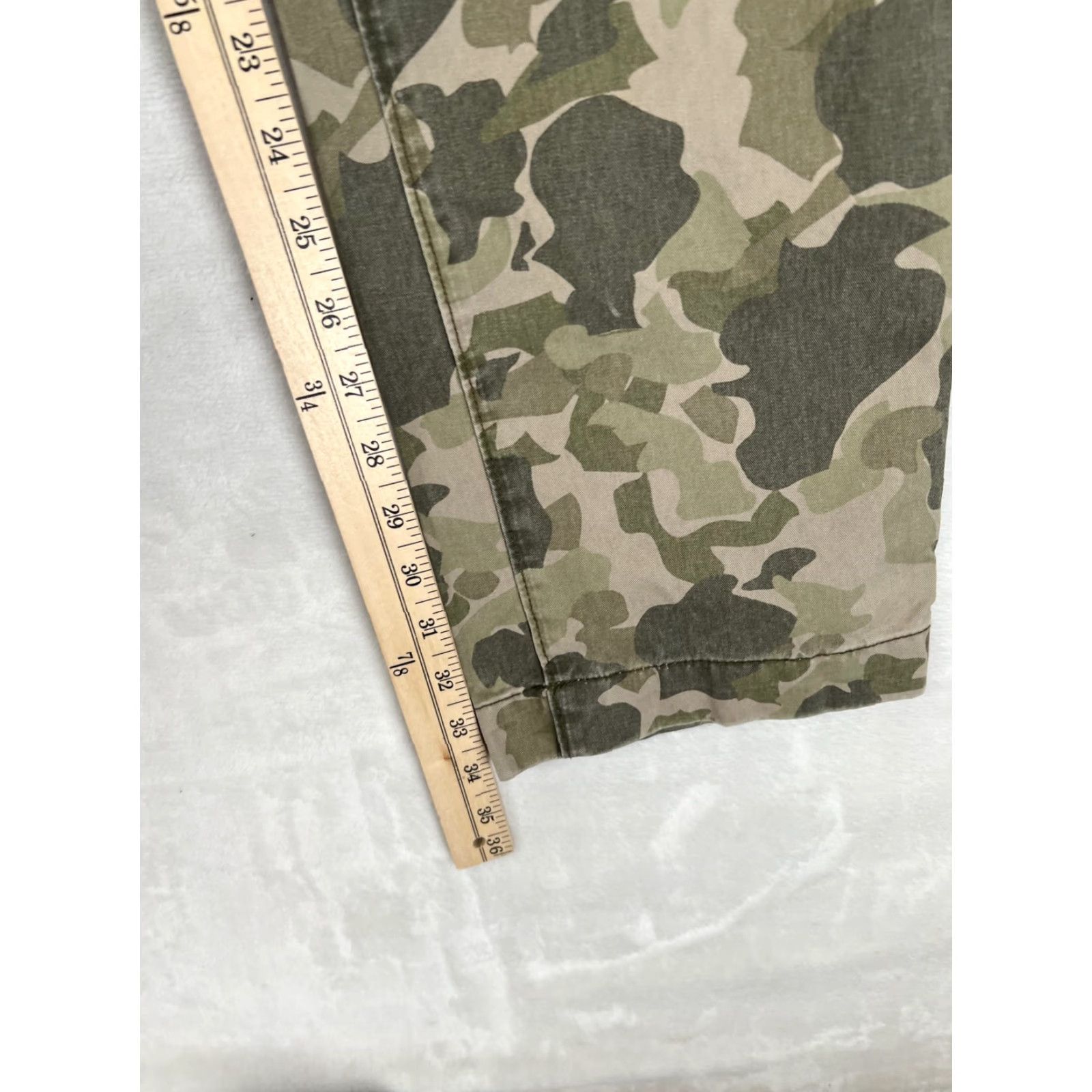 Aeropostale VINTAGE Aeropostale Pants Mens 34x32 Green Camo Slim Straight Chino Cotton Casual Size US 34 / EU 50 - 2 Thumbnail