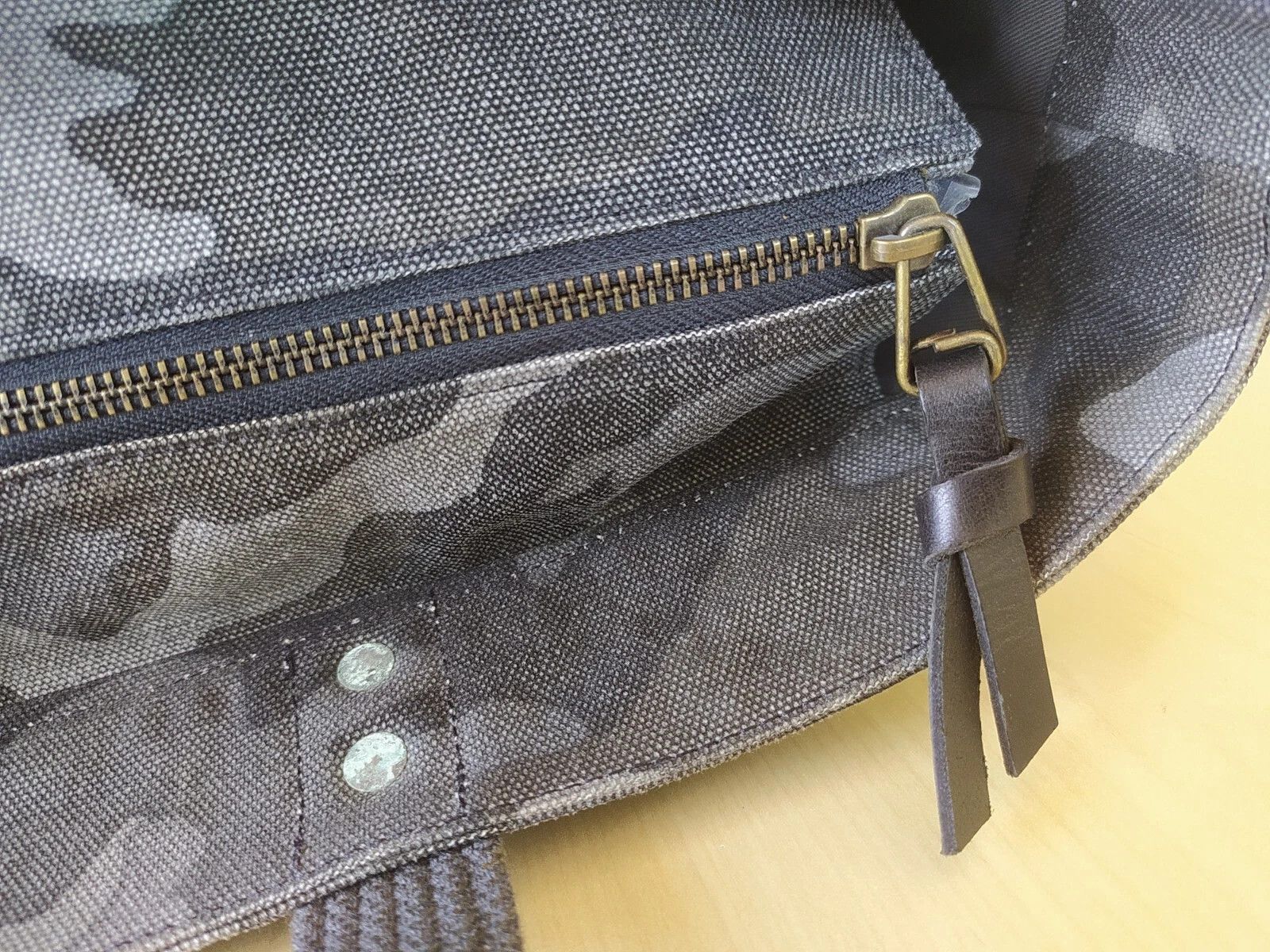 Polo Ralph Lauren Polo Ralph Lauren Canvas Camo Tote FTP 3151 Size ONE SIZE - 9 Thumbnail