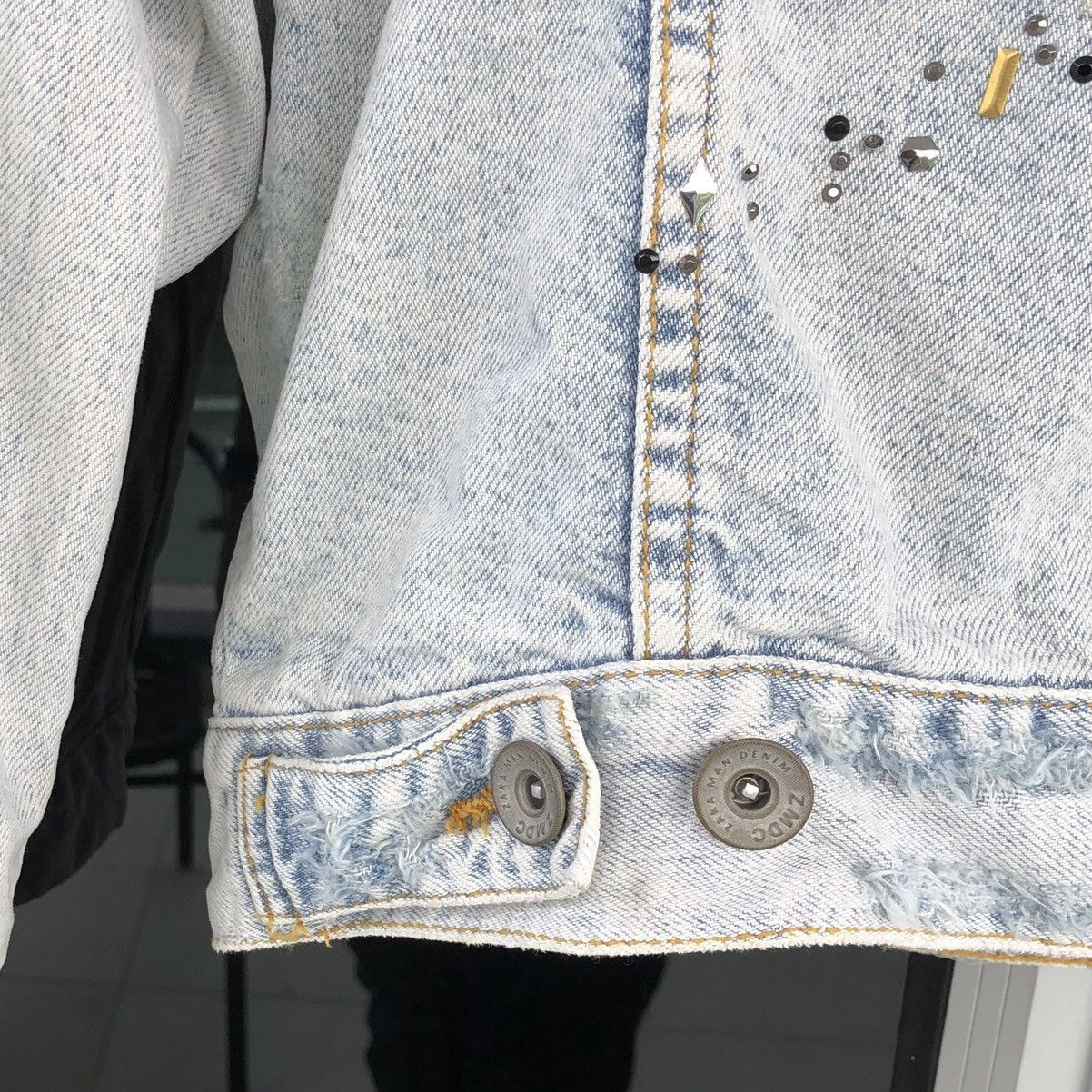 Zara Zara Mens Light Blue Studs Stones Skull Faded Wash Jacket Size US M / EU 48-50 / 2 - 12 Thumbnail