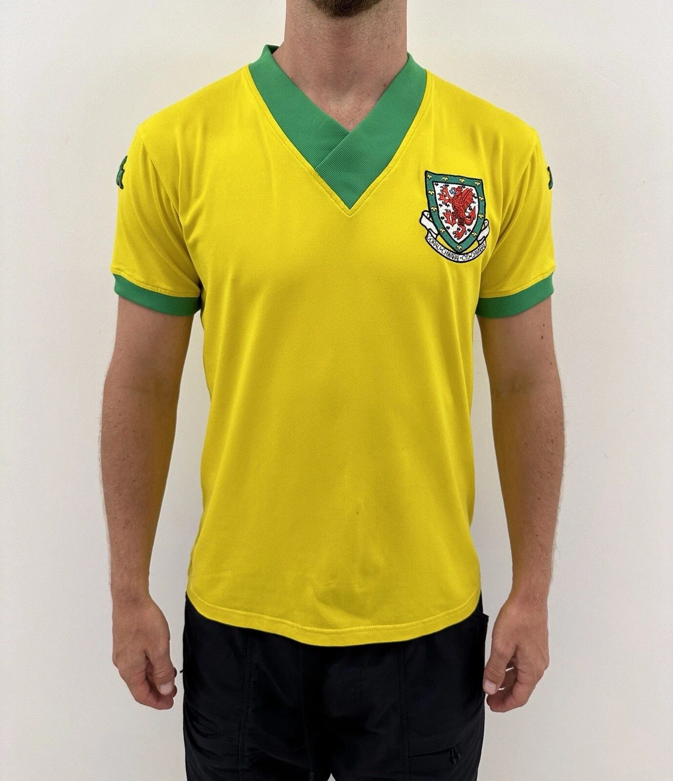 Kappa Vintage National Wales 2006 2007 Away Jersey Shirt Soccer Size US M / EU 48-50 / 2 - 1 Thumbnail