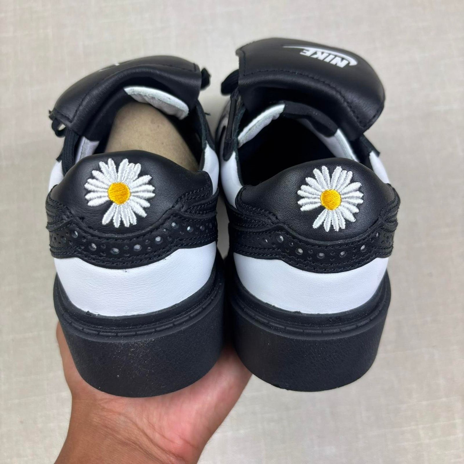 Nike 🐼 2023 Nike Kwondo 1 “G-Dragon Peaceminusone Panda” 9W Size US 9 / IT 39 - 6 Thumbnail
