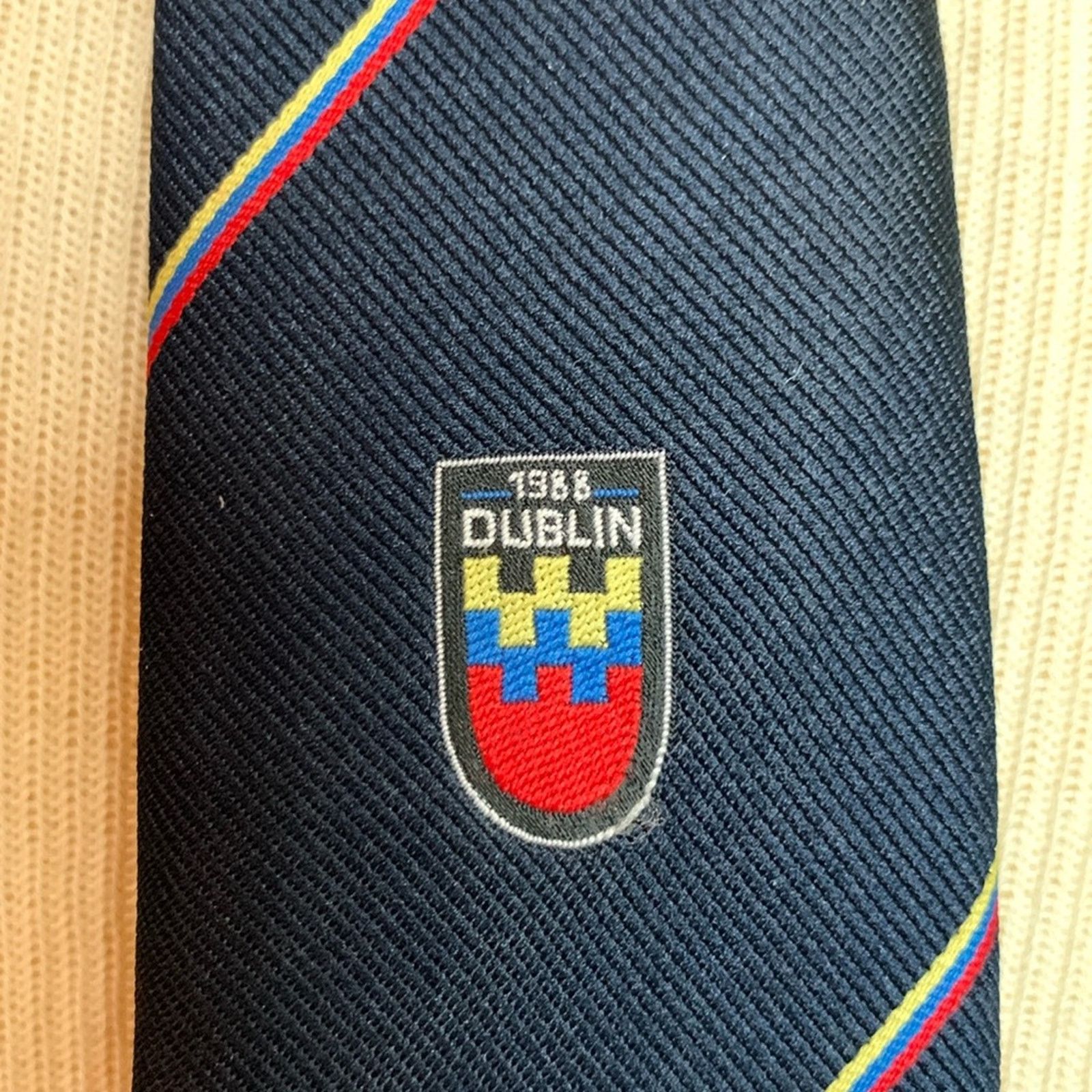 Vintage Rare Dublin 1988 1,000 year anniversary celebration necktie Size ONE SIZE - 1 Thumbnail