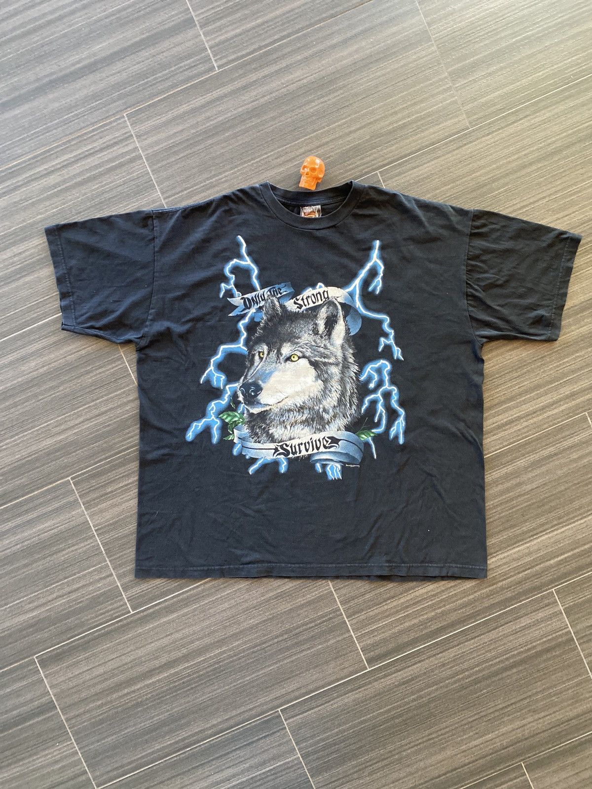 Vintage 90s American Thunder wolf lightning shirt sz XXL Size US XXL / EU 58 / 5 - 1 Thumbnail