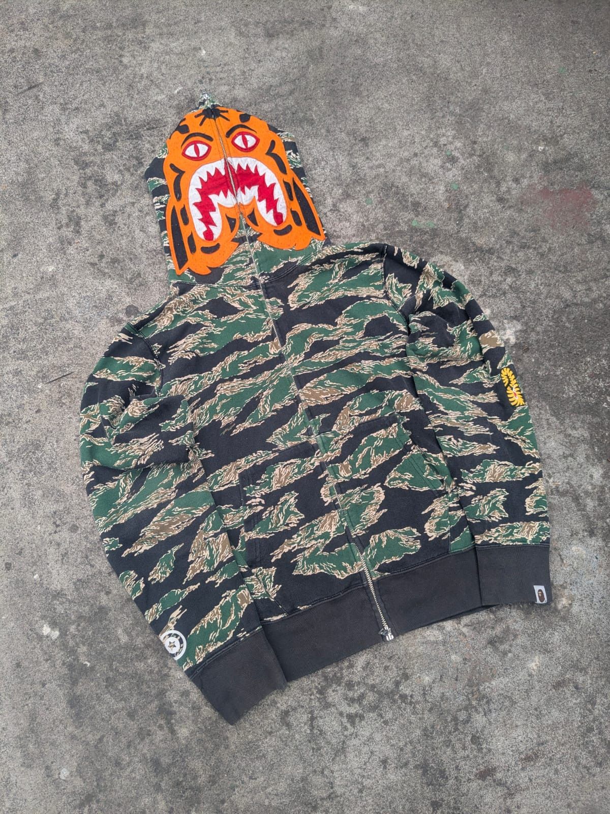 Bape RARE BAPE Funthera Militia Tiger Hoodie Gold Embroidery Size US M / EU 48-50 / 2 - 5 Thumbnail