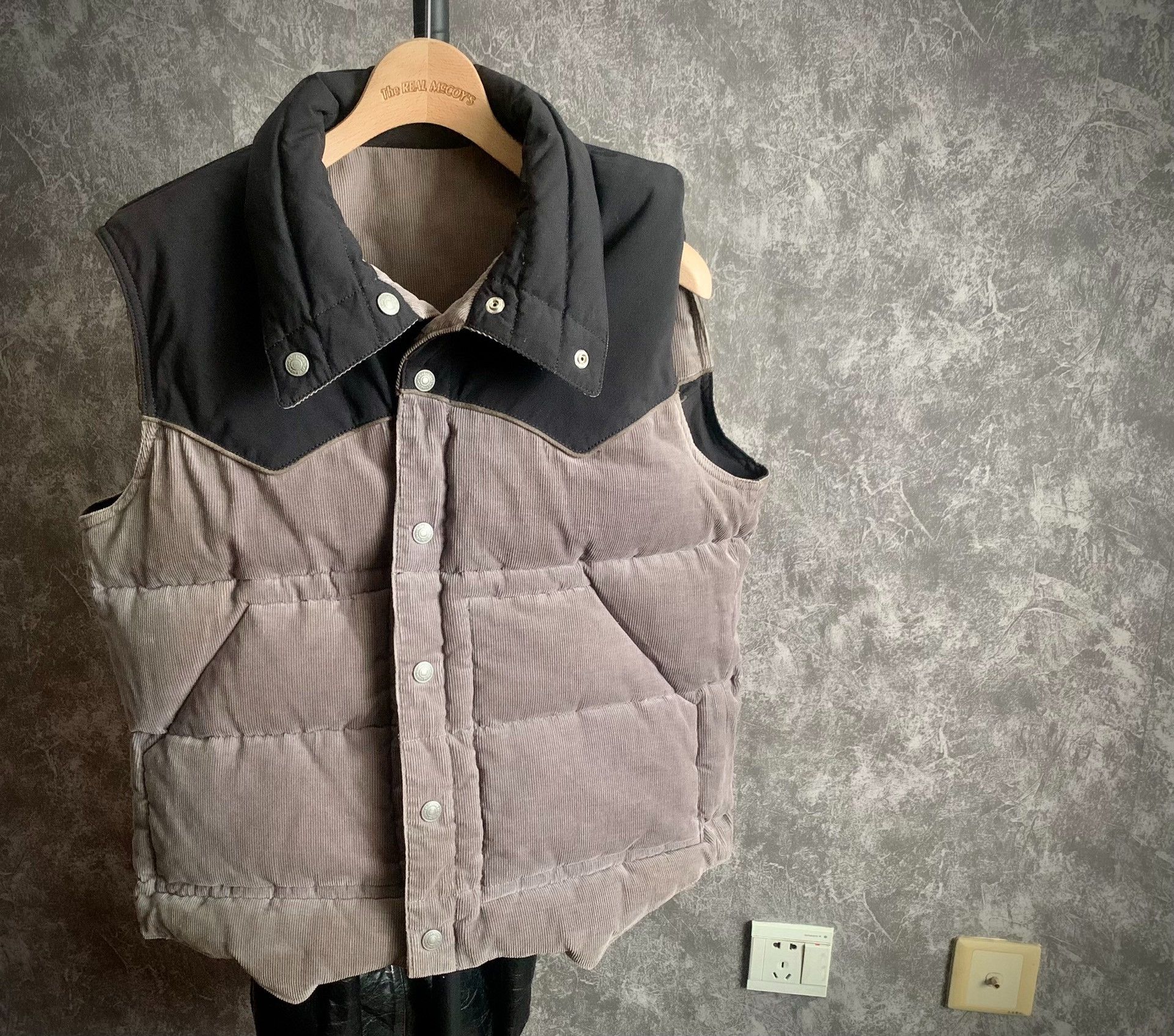 The Flat Head Flat Head Reversible Down Vest Size US M / EU 48-50 / 2 - 1 Thumbnail