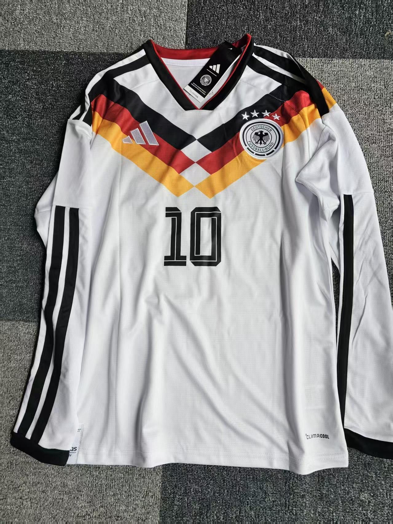 Other 2026 Germany #10 Jamal Musiala Jersey Long Size US M / EU 48-50 / 2 - 1 Thumbnail