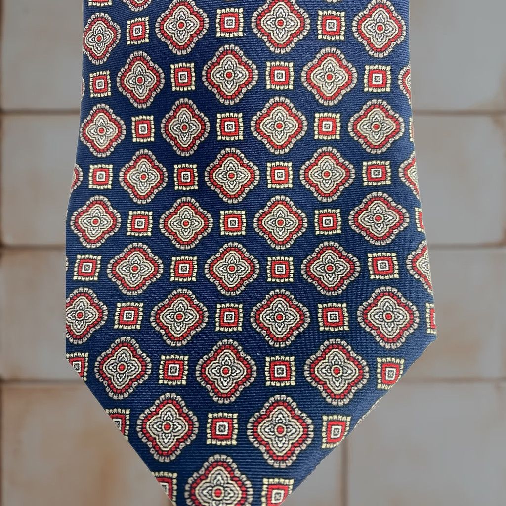 Dillard's Dillards Tie 54” Blue/Red/Gray Design 100% Italian Silk Floral Satin Men’s Tie Size ONE SIZE - 1 Thumbnail