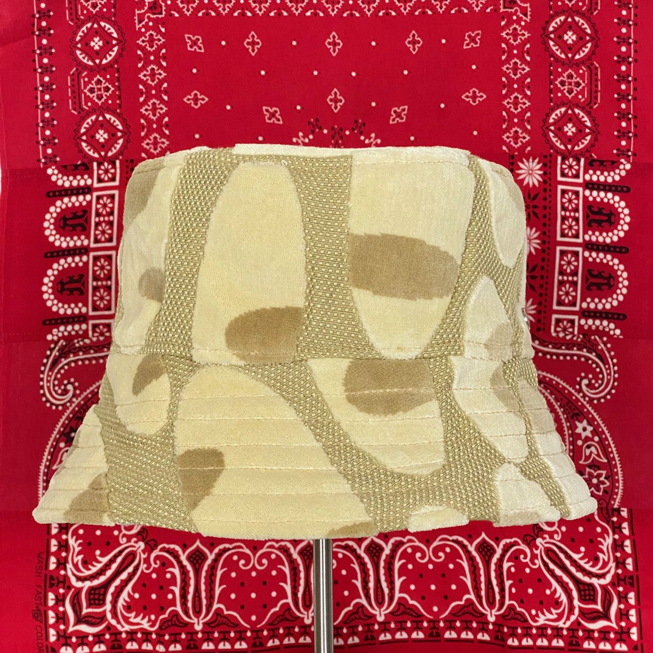 Poche Studio POCHE STUDIO HANDMADE REVERSIBLE BUCKET HAT Size ONE SIZE - 1 Thumbnail