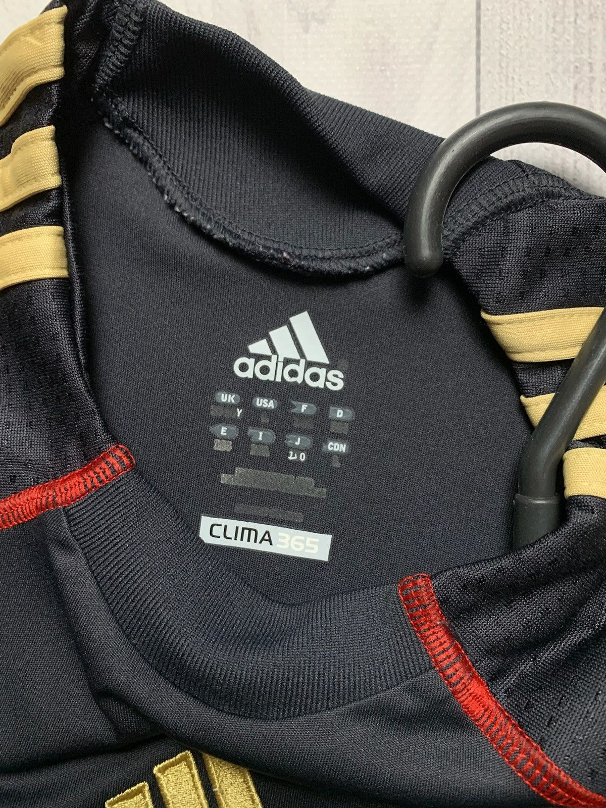 Adidas × Vintage Vintage adidas Liverpool black size Xs/S away rare gold line Size US XS / EU 42 / 0 - 4 Thumbnail