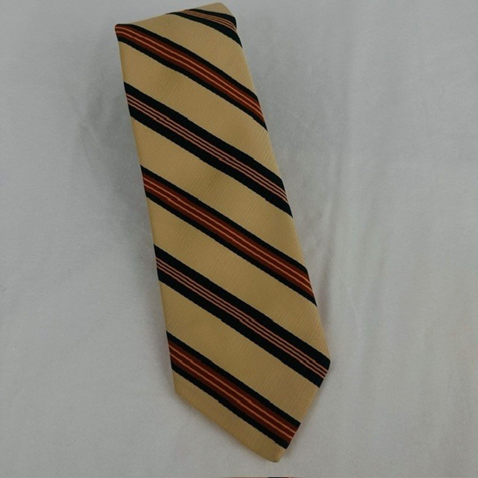 Other Johnny Carson Necktie Yellow w/Stripes 55" Grandpacore VTG Size ONE SIZE - 7 Thumbnail