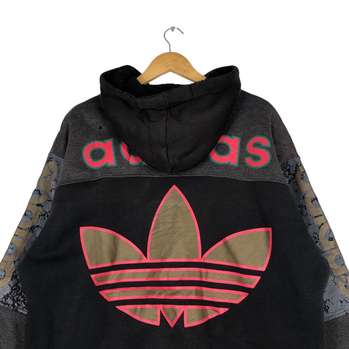 Adidas × Japanese Brand × Vintage Rare Design Adidas Big Logo Vintage Japan Production #A3 Size US L / EU 52-54 / 3 - 8 Thumbnail