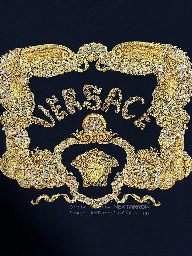 Versace Versace Diamond-embroidered T-shirt Size US L / EU 52-54 / 3 - 4 Thumbnail