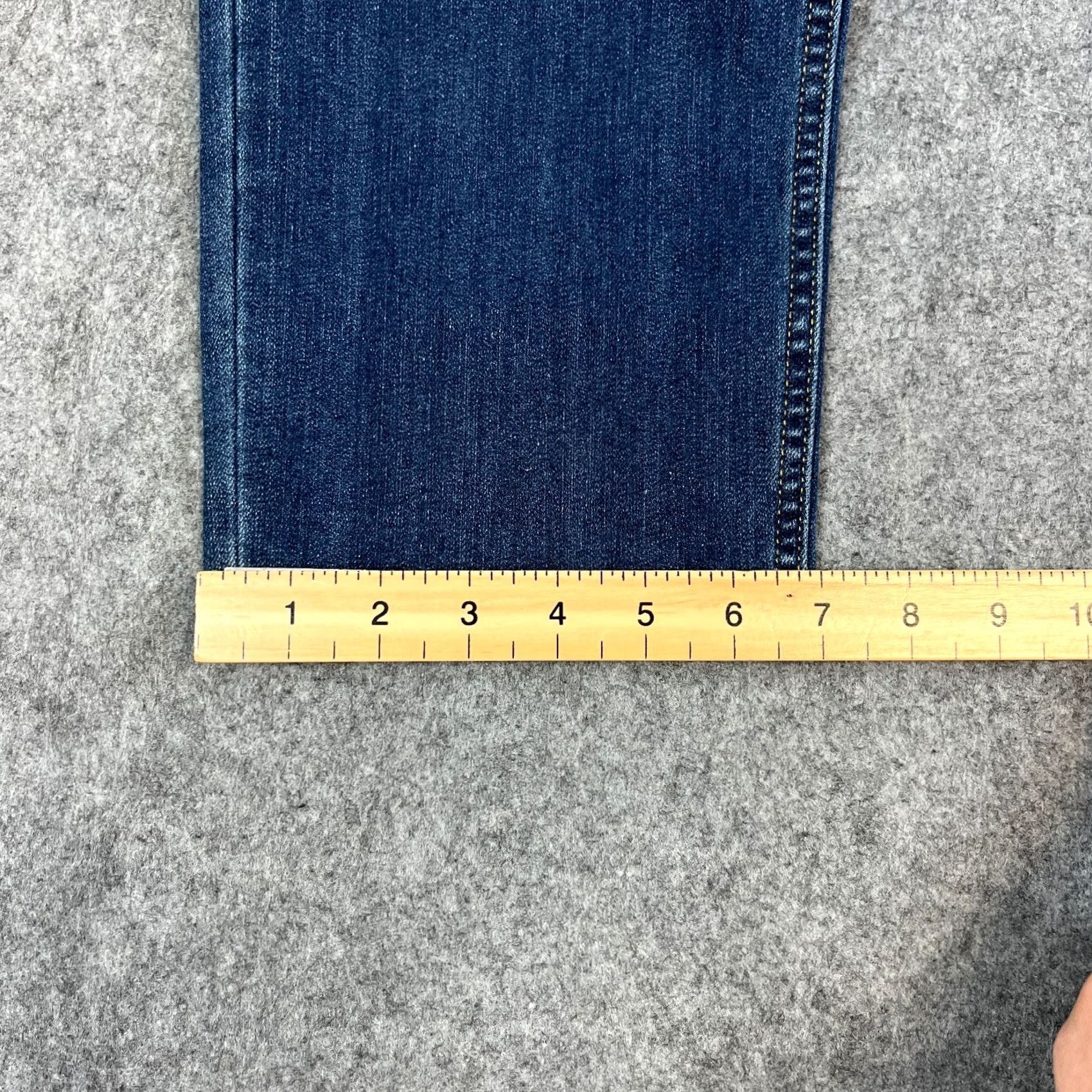 Lee Lee Rider Jeans Slim Straight 38 32 Medium Wash Blue Whiskers Zip Fly BNWTS Mens Jeans Slim Blue 5-Pocket Design Vintage? No Size US 38 / EU 54 - 3 Thumbnail
