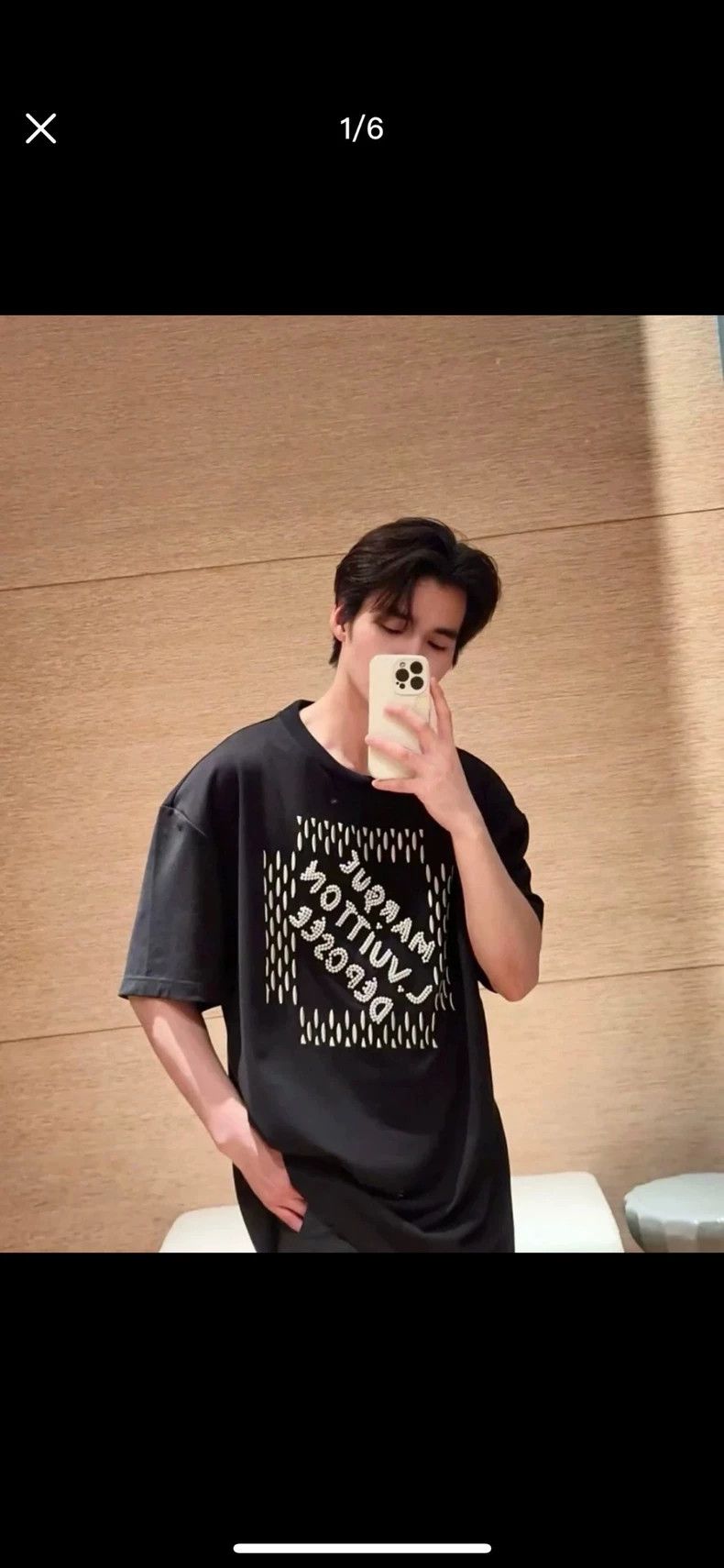Louis Vuitton Louis Vuitton 24 black beaded monogrammed crewneck knit sh Size US S / EU 44-46 / 1 - 8 Thumbnail