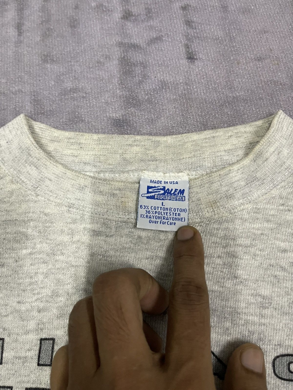 MLB × Salem Sportswear 1992 CHICAGO WHITE SOX CREWNECK ON SALEM TAG SIZE L Size US L / EU 52-54 / 3 - 9 Thumbnail