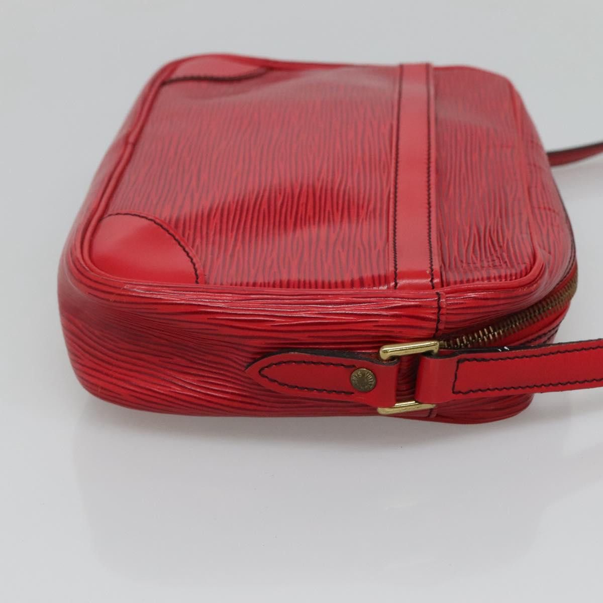 Louis Vuitton LOUIS VUITTON Epi Trocadero 23 Shoulder Bag Red M52307 Size ONE SIZE - 3 Thumbnail