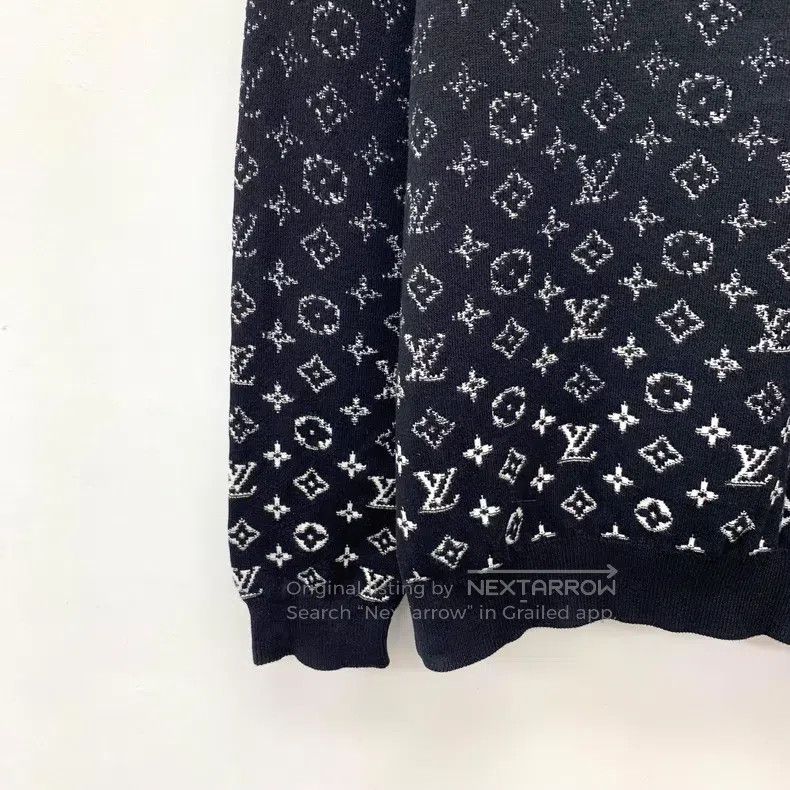 Louis Vuitton Louis Vuitton 23 Long Sleeve Crew Neck Sweatshirt in Black Size US XL / EU 56 / 4 - 4 Thumbnail