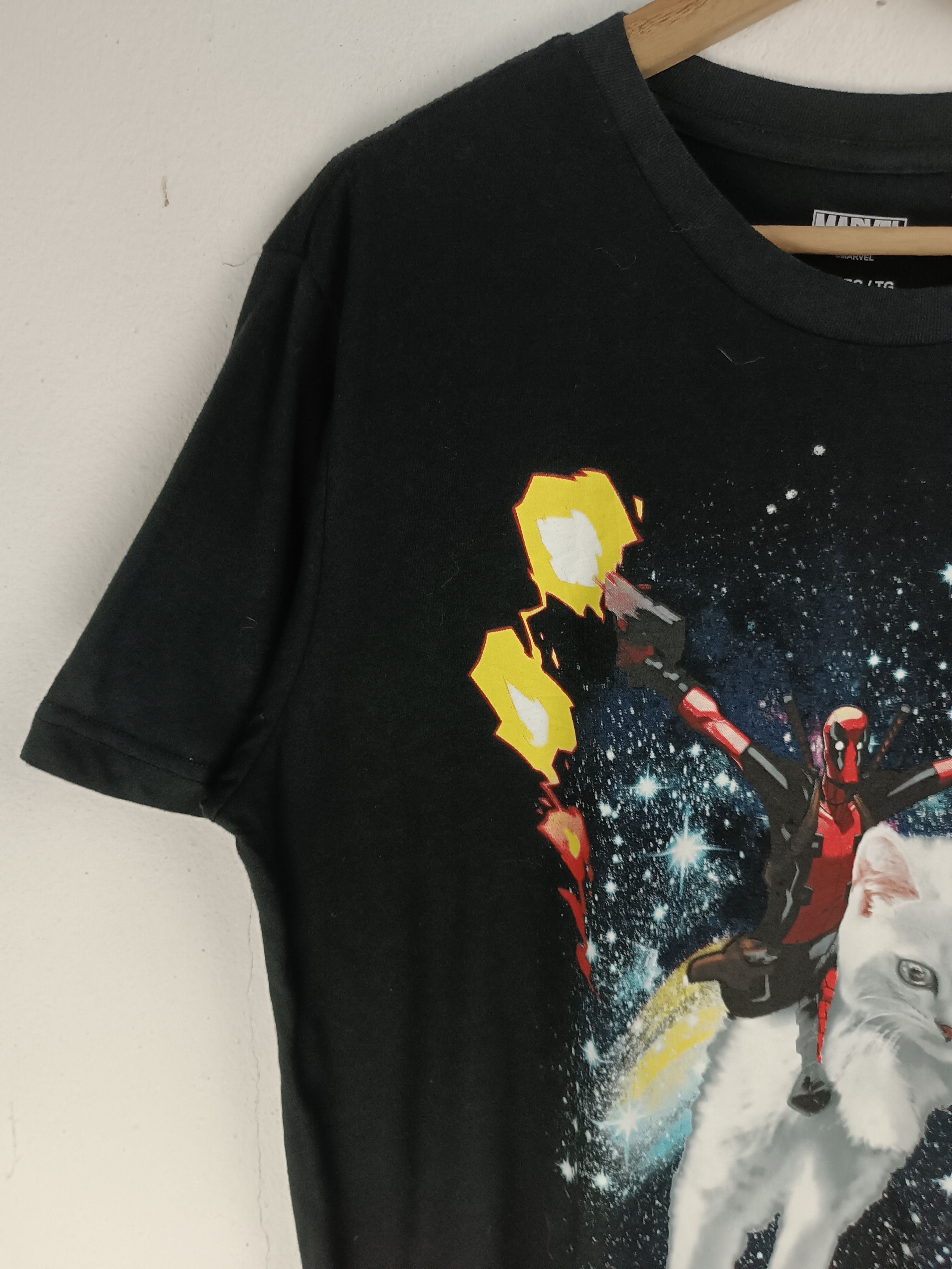 Marvel Comics VINTAGE DEADPOOL MARVEL SUPERHEROES HUMOR CAT PET FUNNY TEE Size US L / EU 52-54 / 3 - 5 Thumbnail