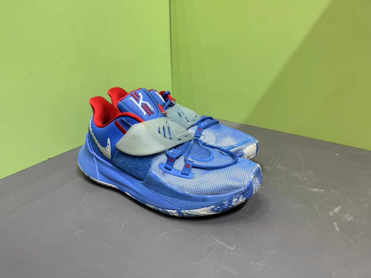 Nike Nike Kyrie Low 3 Blue White K15 Size US 9 / EU 42 - 3 Thumbnail