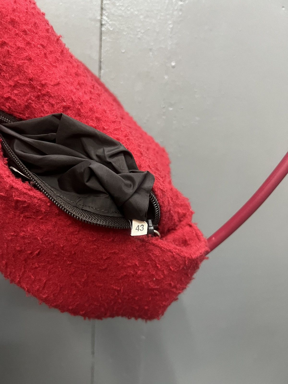 Miu Miu 🔥Miu Miu Fleece Shoulder Bag Size ONE SIZE - 8 Thumbnail