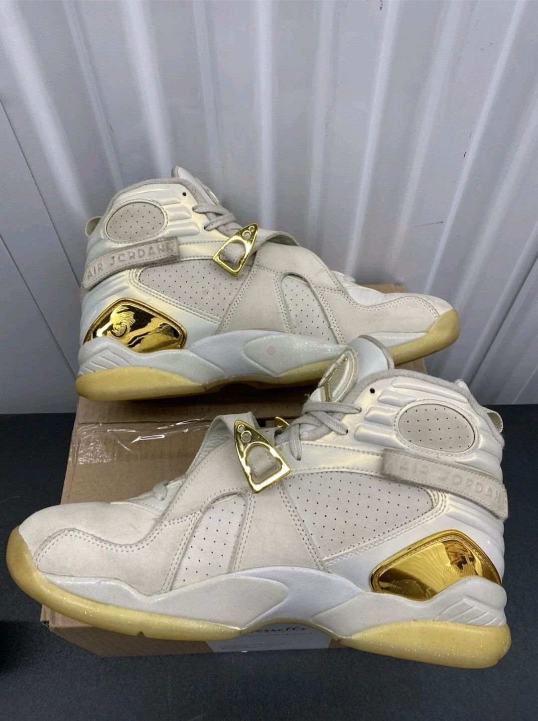 Jordan Brand Nike Air Jordan Retro 8 C&C Trophy 831821030 Size 9.5 Men Size US 9.5 / EU 42-43 - 4 Thumbnail