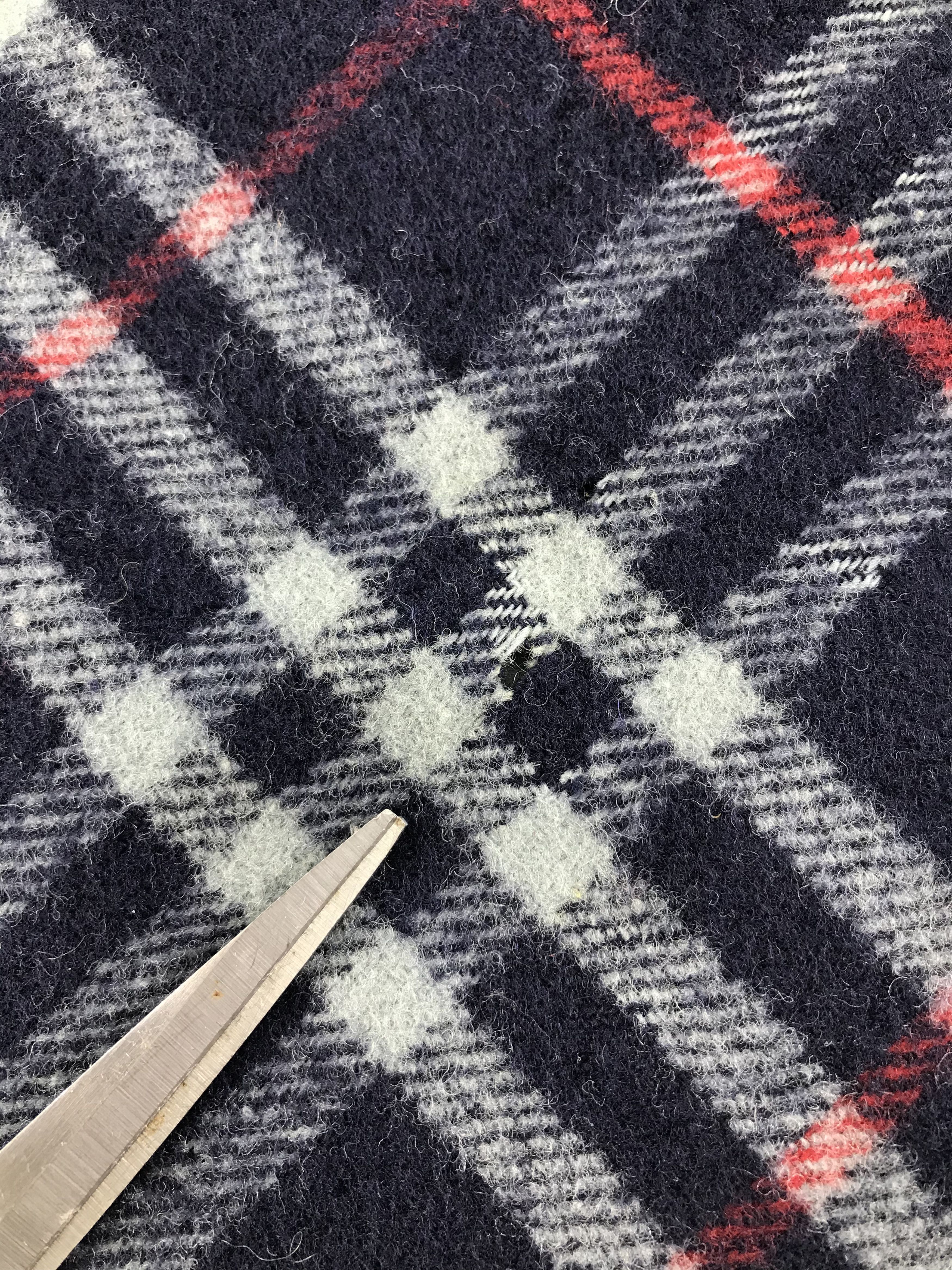 Burberry Vintage Burberry Scarf/Muffler/Neckwear MF981 Size ONE SIZE - 5 Thumbnail