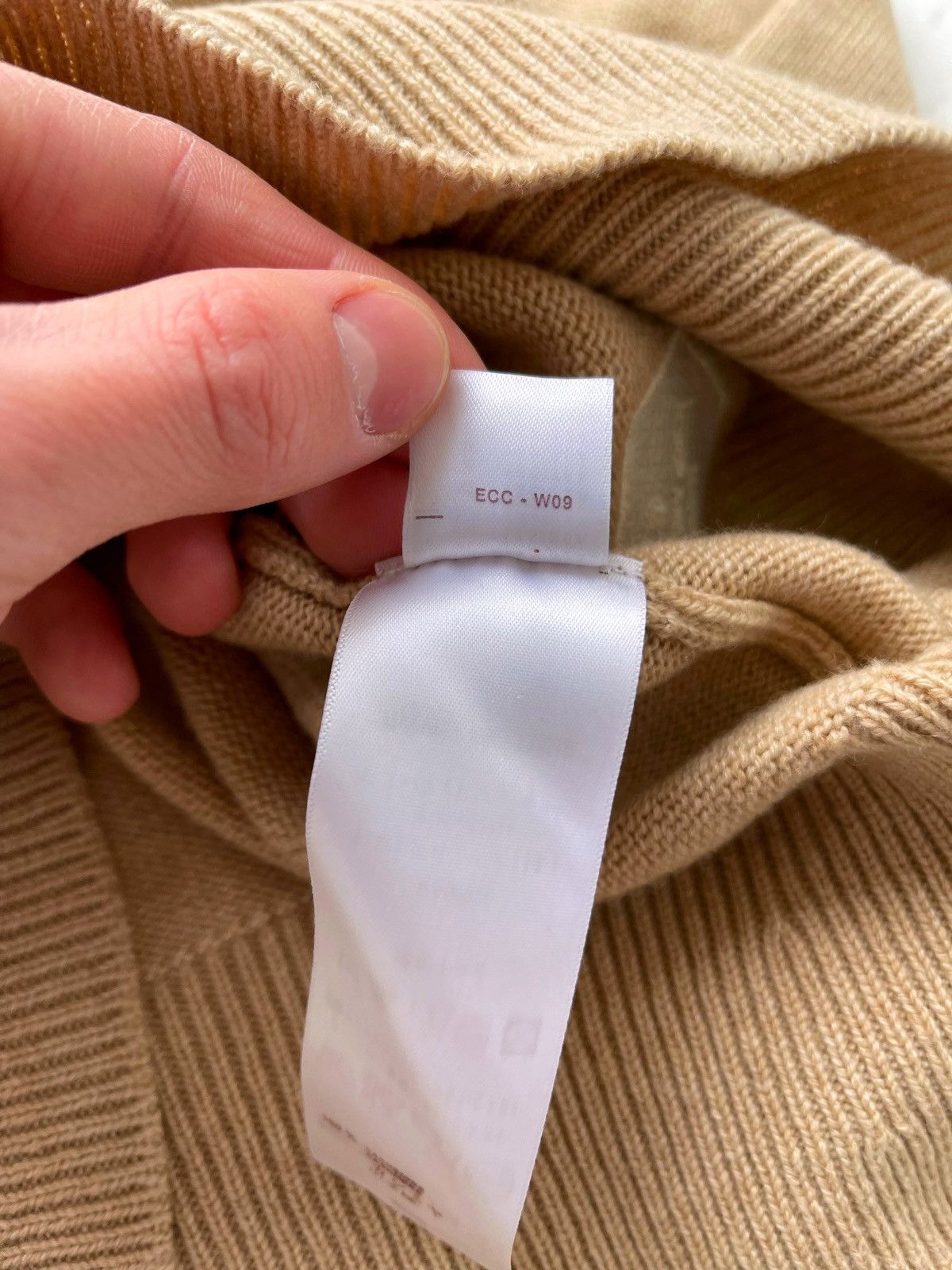 Louis Vuitton Louis Vuitton Cashmere Sweater Size L / US 10 / IT 46 - 7 Thumbnail