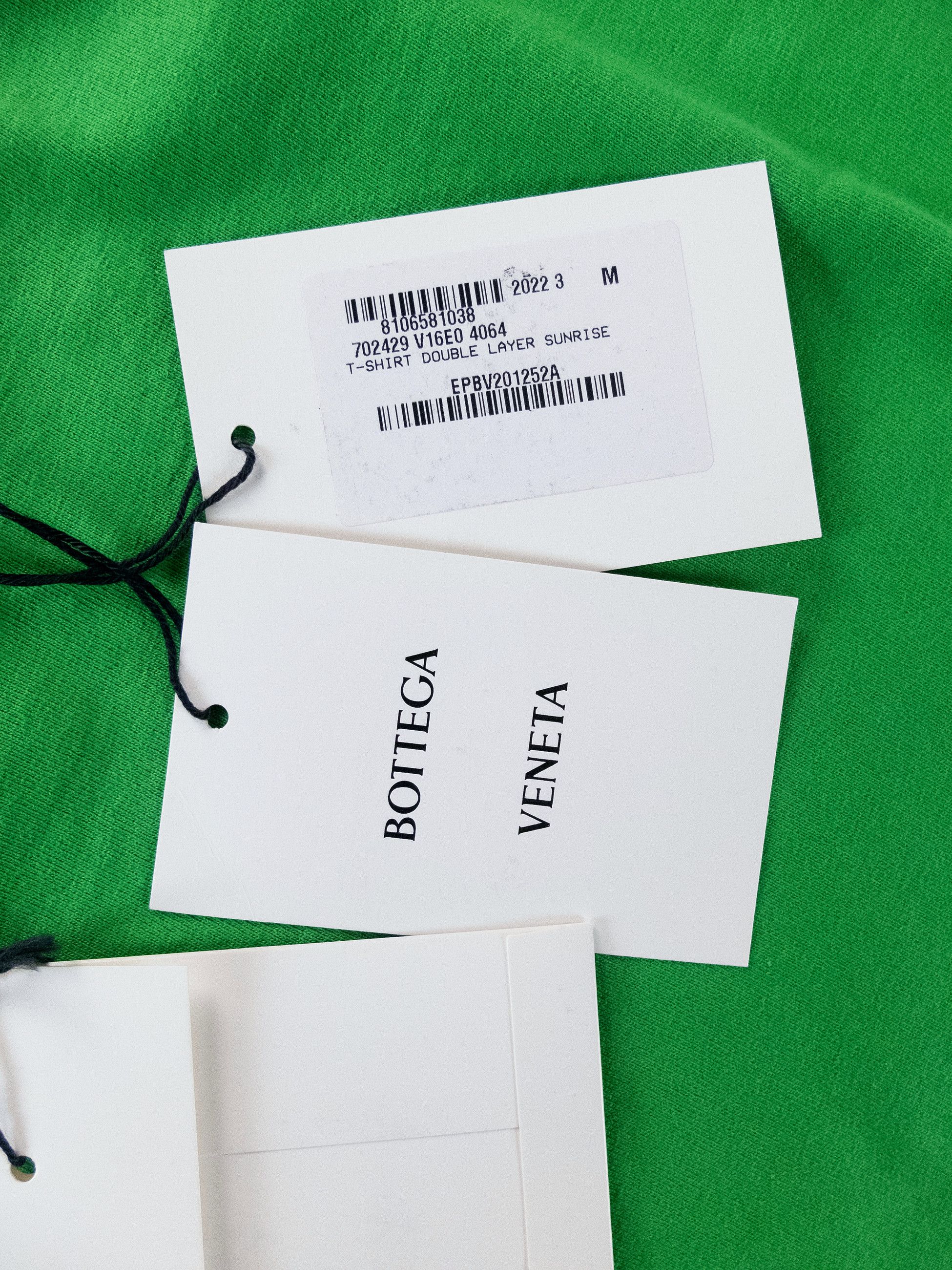 Bottega Veneta BOTTEGA VENETA parakeet green double layer t-shirt Medium q Size M / US 6-8 / IT 42-44 - 6 Thumbnail