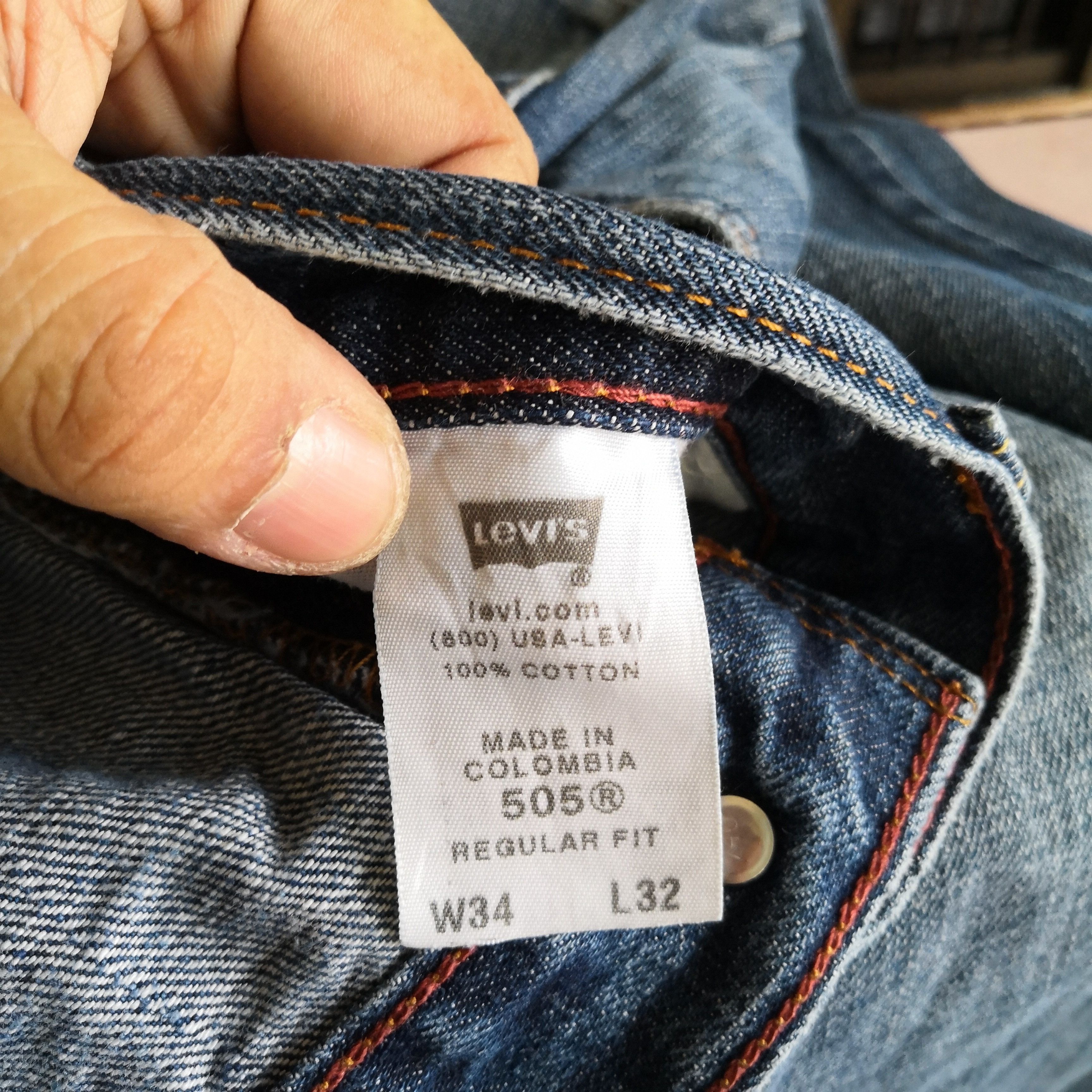 Levi's Vintage Levis 505 Distressed Jeans Levi's Light Wash Denim Size US 32 / EU 48 - 8 Thumbnail