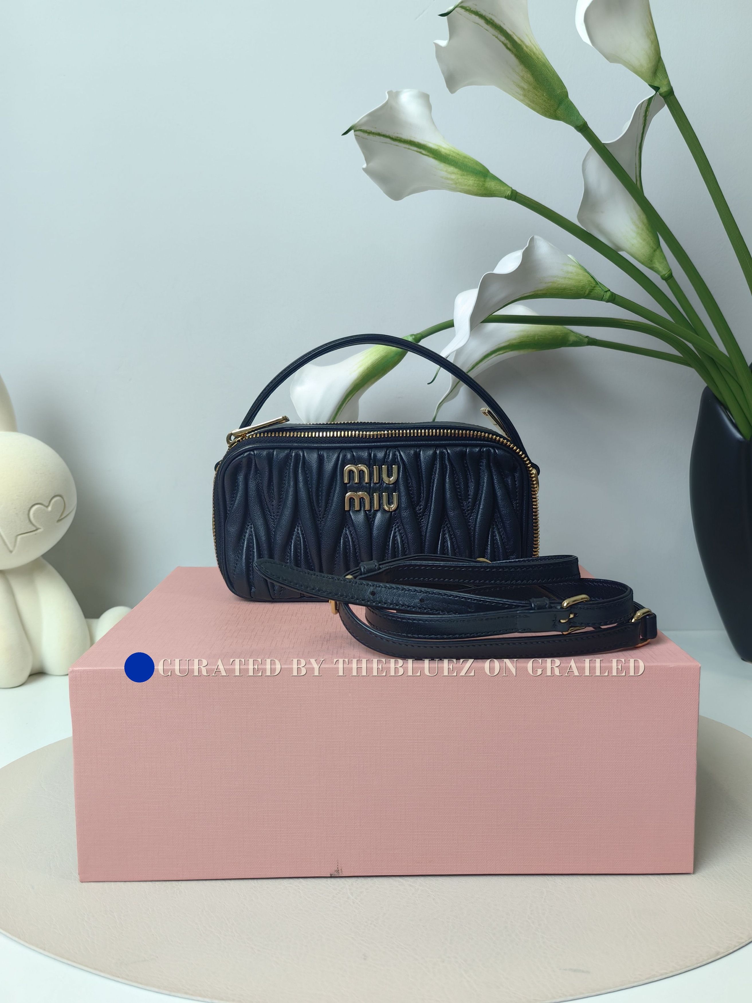 Miu Miu Miu Miu Black Matelassé Lambskin Shoulder Bag Size ONE SIZE - 1 Thumbnail