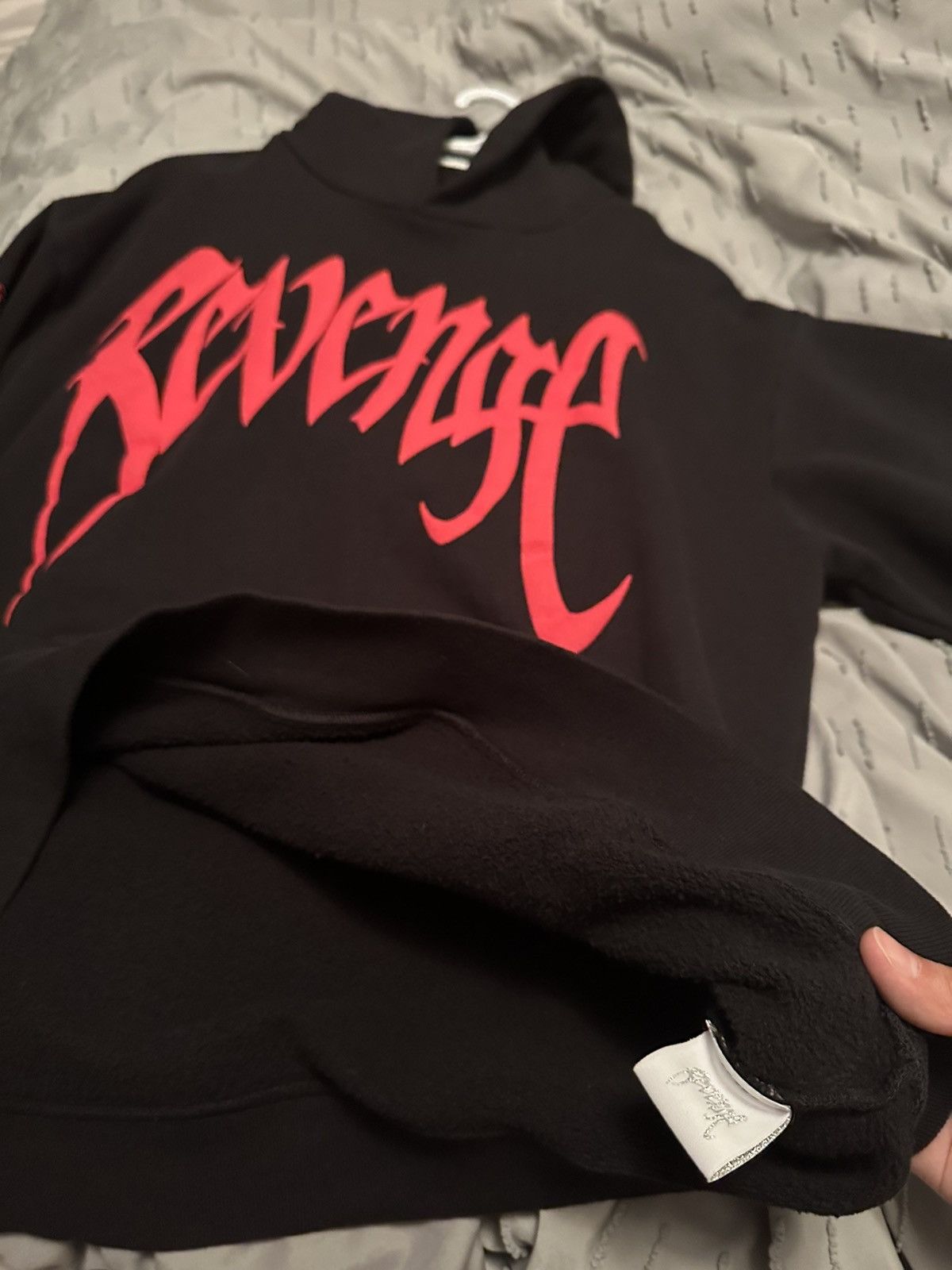 Designer × Hypebeast × Revenge Revenge ‘Bred’ Arch Logo Hoodie XL Size US XL / EU 56 / 4 - 11 Thumbnail