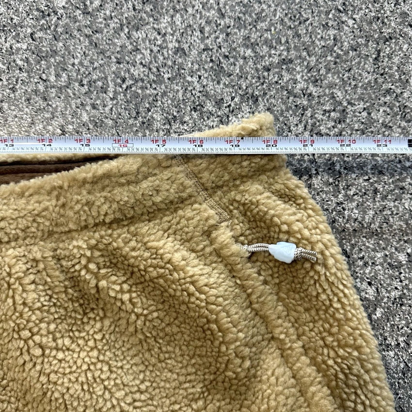 Nike Nike ACG Pants 2XL Therma Fit Windproof Sherpa Fleece Beige FFV8827 Womens? Size US 39 - 7 Thumbnail