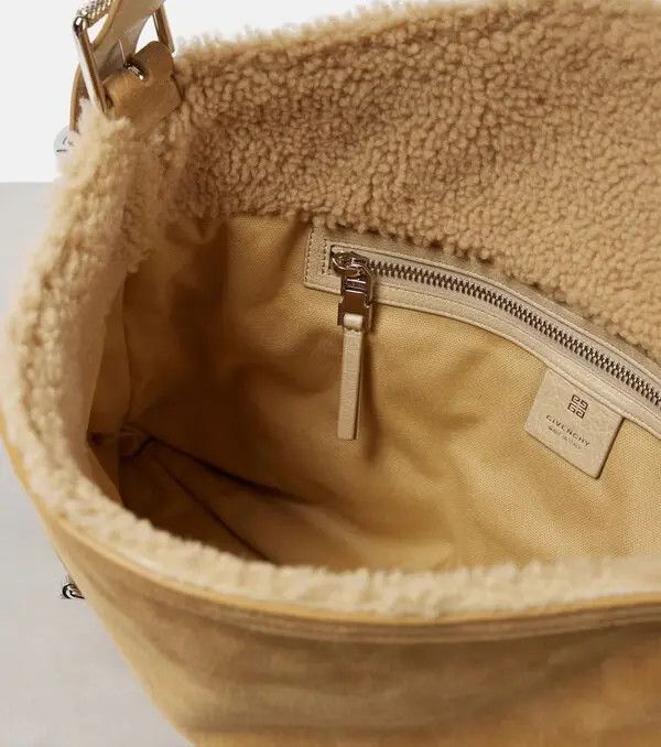 Givenchy o1w1db10126 Size: One Size / Bag in Beige Size ONE SIZE - 2 Thumbnail