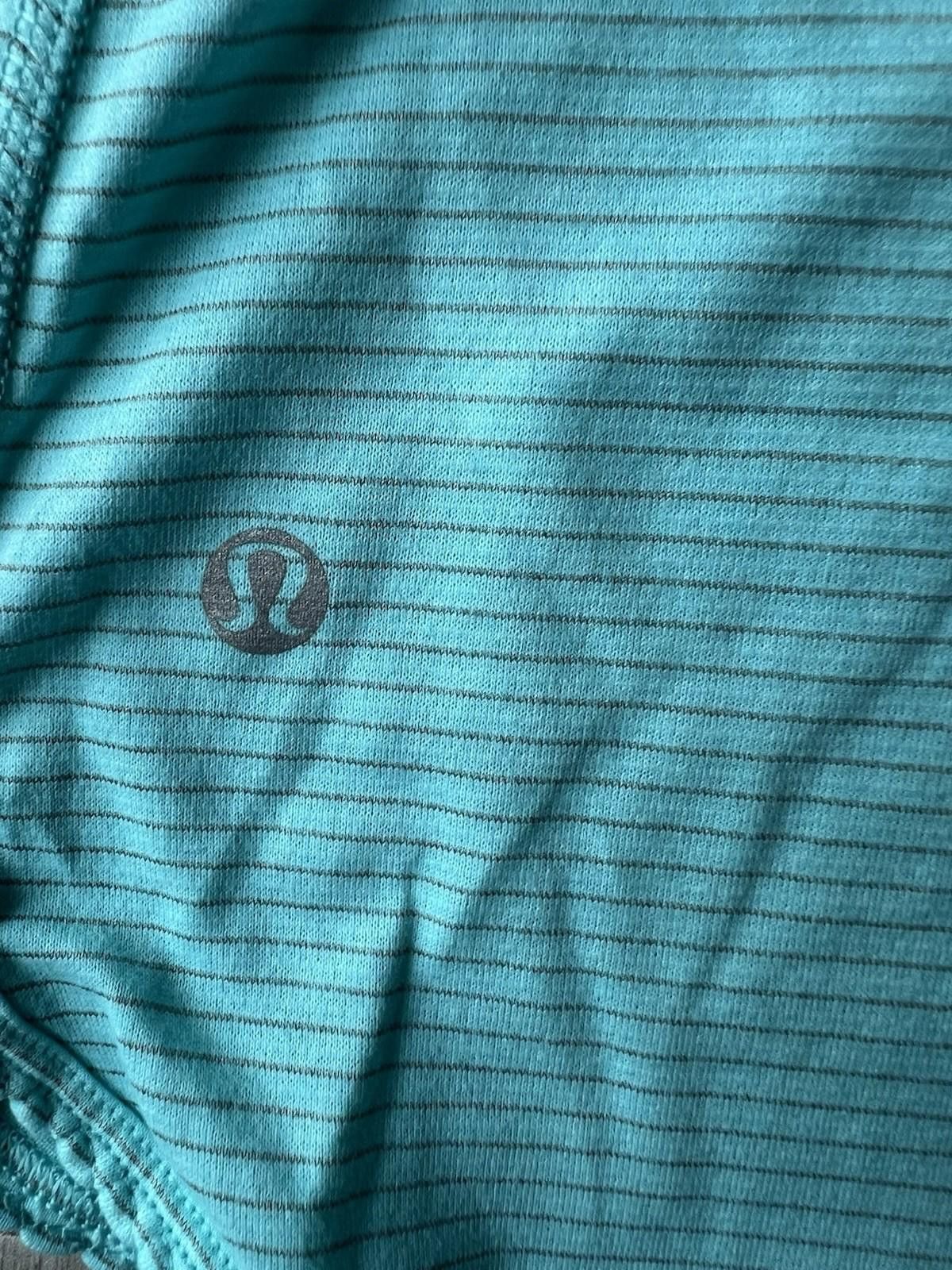 Lululemon Lululemon Tank Top Teal Medium Athletic 6-8 No Sz Tag Size M / US 6-8 / IT 42-44 - 3 Thumbnail