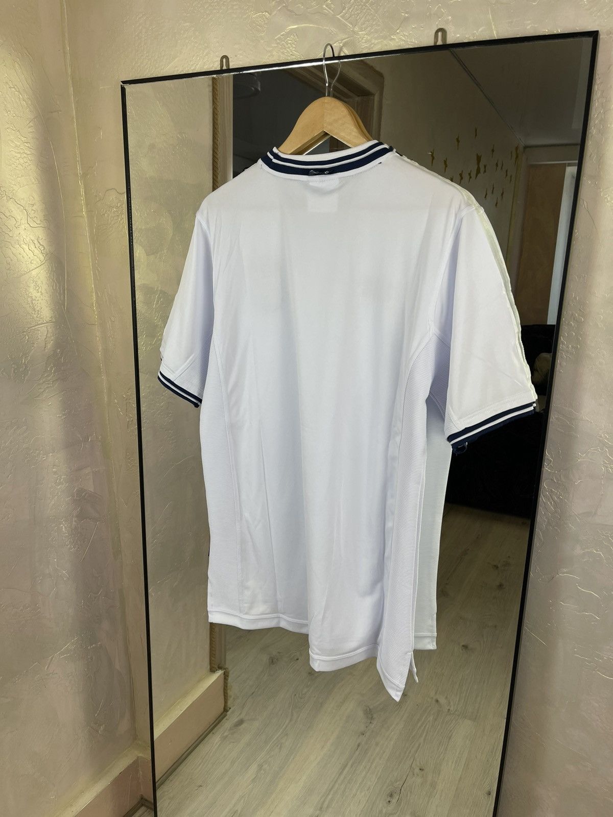Umbro Umbro England 1999-2001 Home Jersey Vapa Tech Techwear Size US XL / EU 56 / 4 - 11 Thumbnail