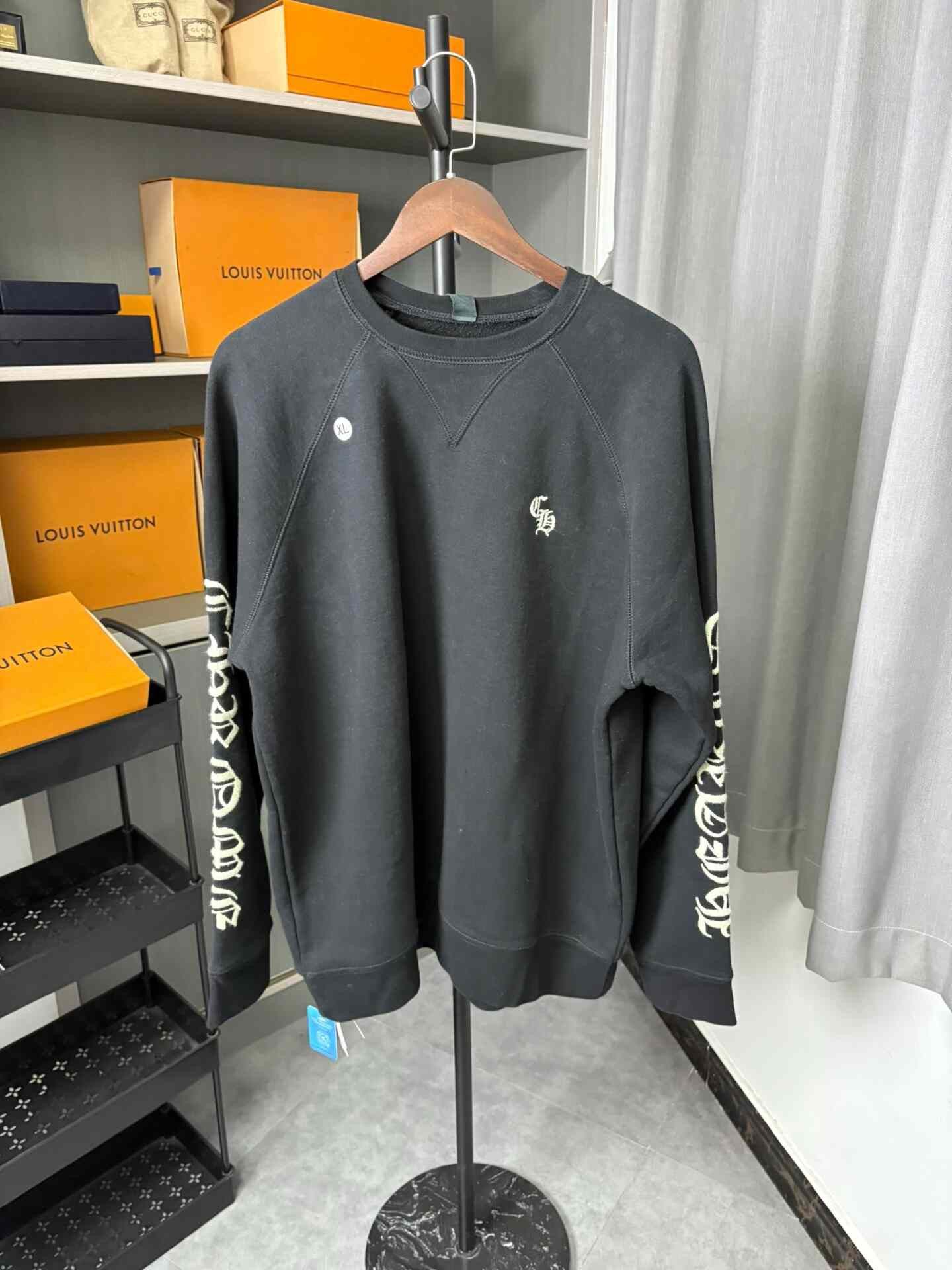 Chrome Hearts Chrome Hearts Embroidered Silver Hoodie XL Men Size US XL / EU 56 / 4 - 1 Thumbnail