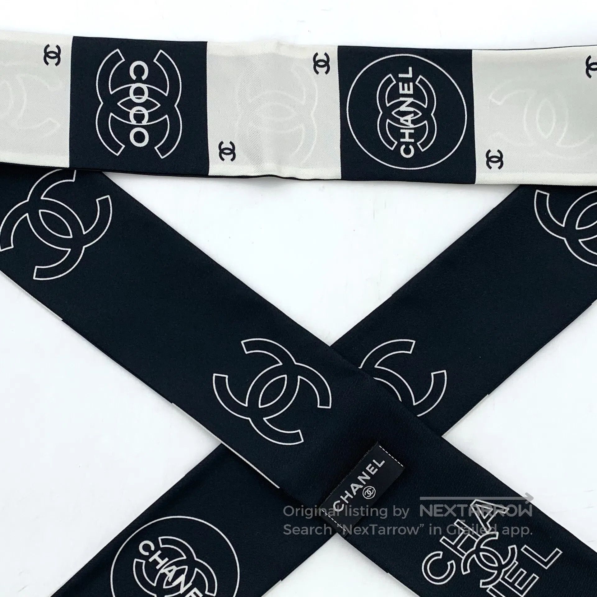 Chanel Chanel Black and White Color Blocked Double C Print Silk S Size ONE SIZE - 4 Thumbnail