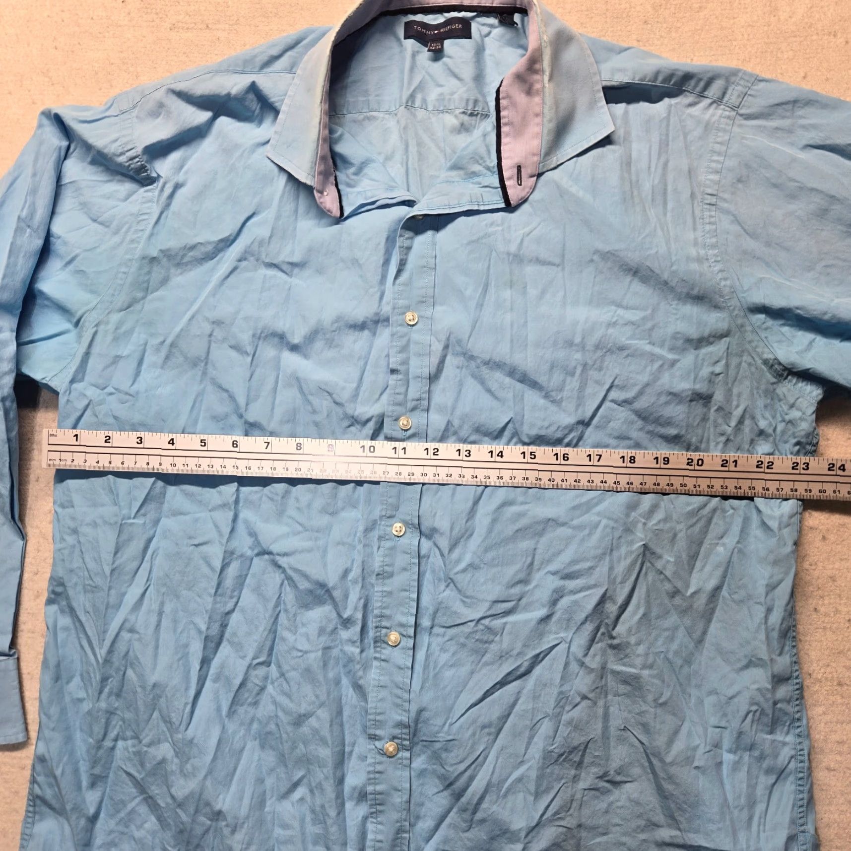 Tommy Hilfiger Tommy Hilfiger Shirt Button-Up Long Sleeve Men's 17.5 34-35 Blue Cotton Solid Button-Up Shirt Mens 90s? Size US XXL / EU 58 / 5 - 4 Thumbnail
