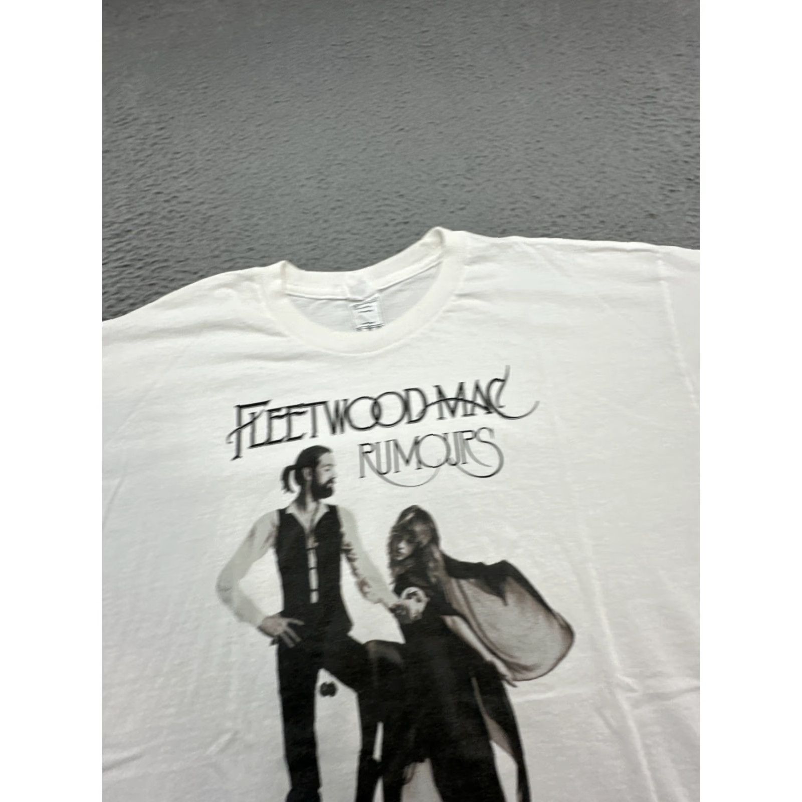 Anvil VINTAGE Fleetwood Mac Shirt Adult XL Rumours Tour 2014 White T-shirt Size US XL / EU 56 / 4 - 6 Thumbnail