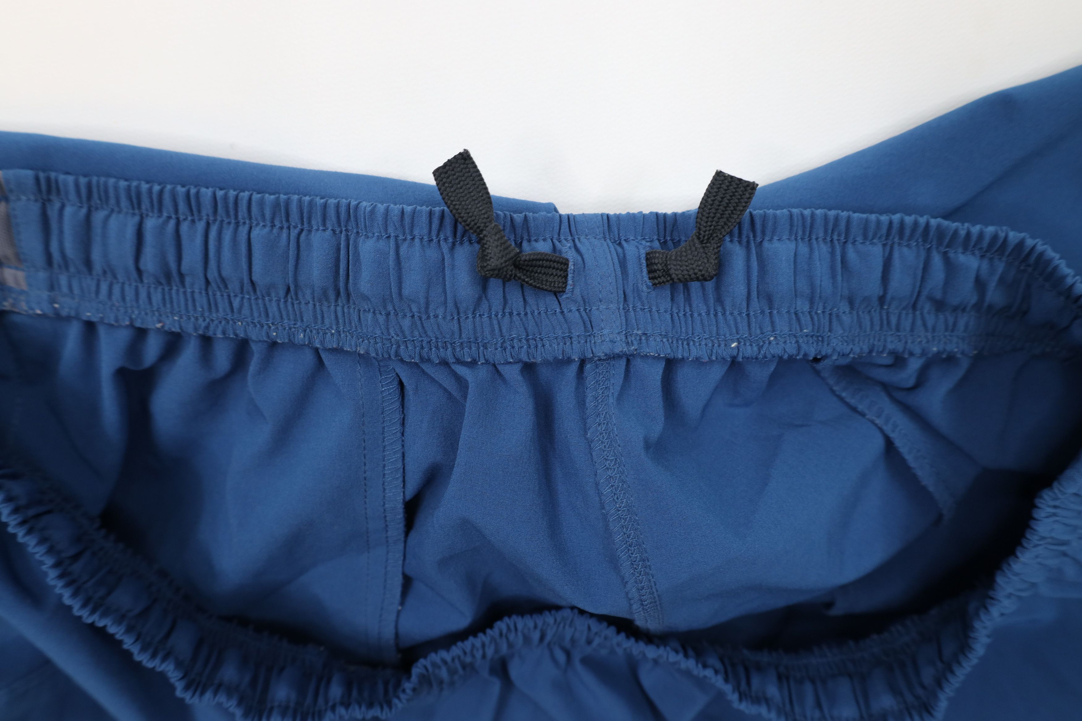 Nike Vintage Nike Mini Swoosh Stretch Above Knee Shorts Blue Size US 36 / EU 52 - 10 Thumbnail