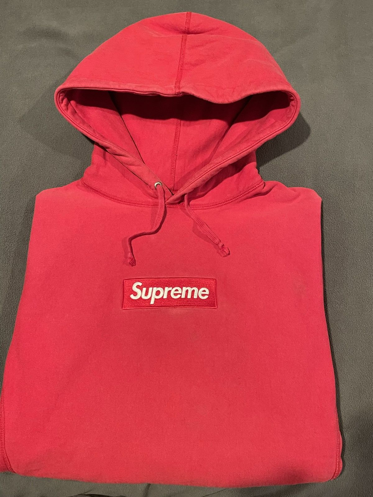 Supreme Supreme 2016 Red on Red Box Logo hoodie Size US XL / EU 56 / 4 - 14 Thumbnail