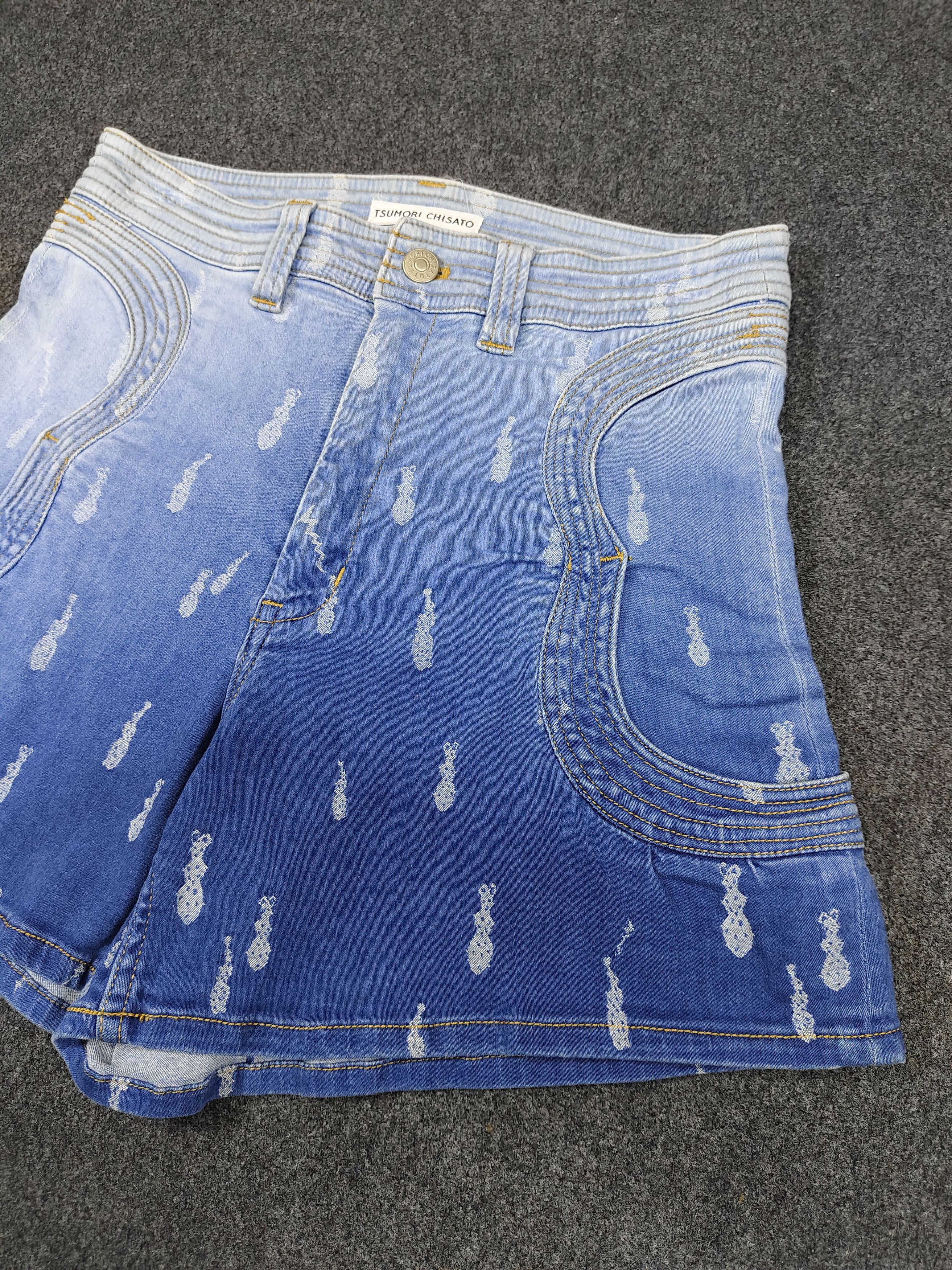 Tsumori Chisato Tsumori Chisato- Archive Sculpted Abstract Ombre Wash Denim Size 28" / US 6 / IT 42 - 2 Thumbnail
