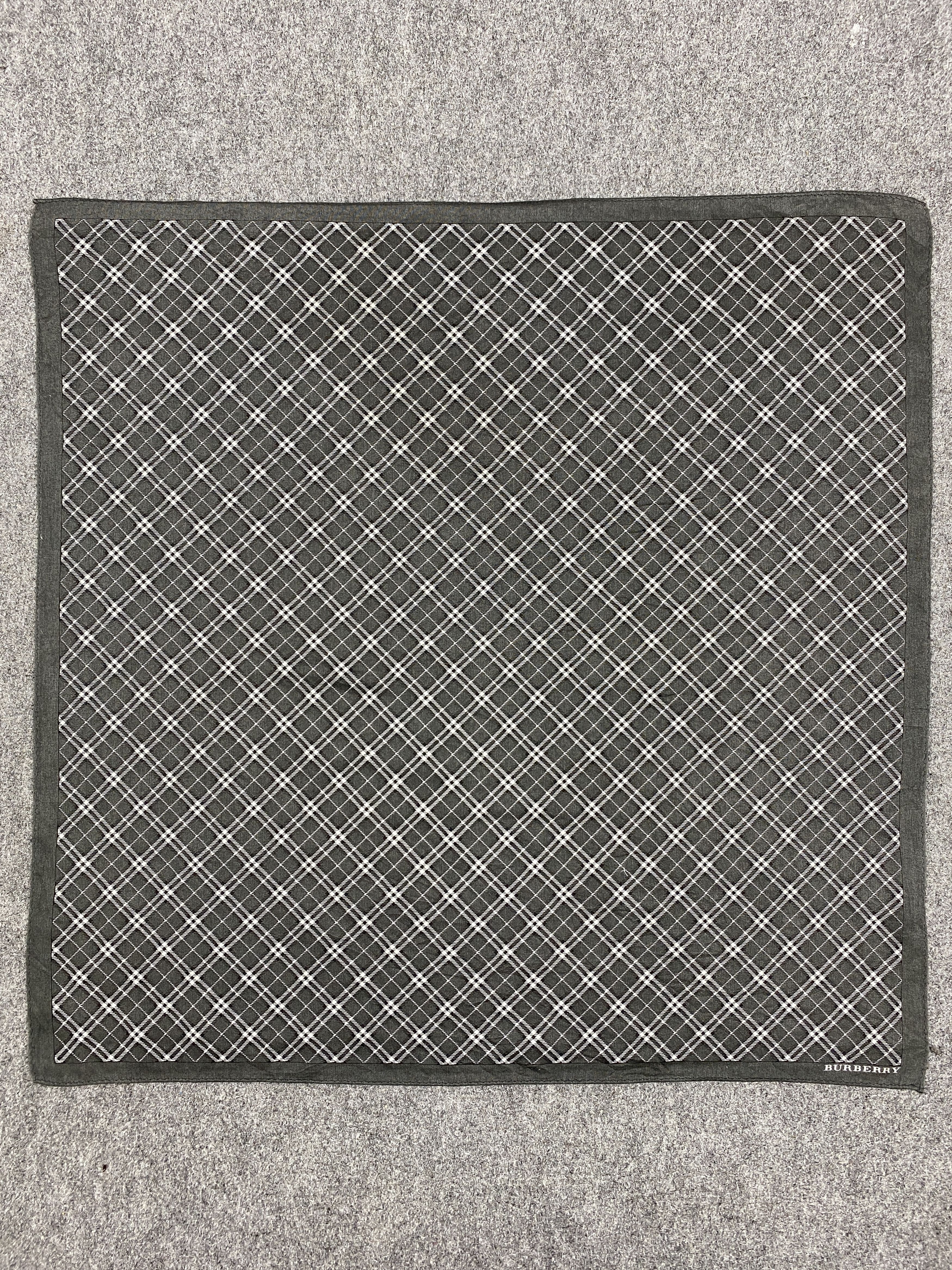 Burberry Burberry Handkerchief / Bandana / Neckerchief HKC0386 Size ONE SIZE - 4 Thumbnail