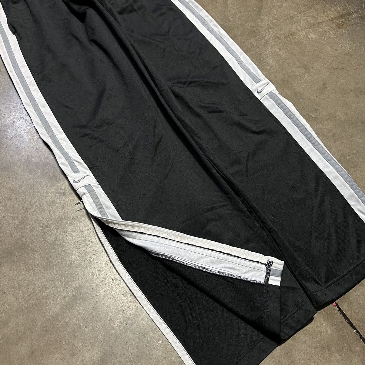 Vintage Vintage Y2K Nike Mini Swoosh Sweatpants Baggy Satin Warmup Size US 32 / EU 48 - 7 Thumbnail
