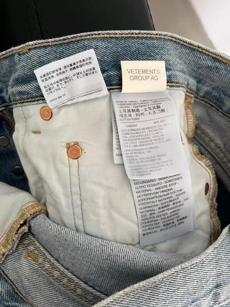 Vetements Vetements SizeXS ss19 Patchwork Jeans with Levi's Size US 30 / EU 46 - 6 Thumbnail