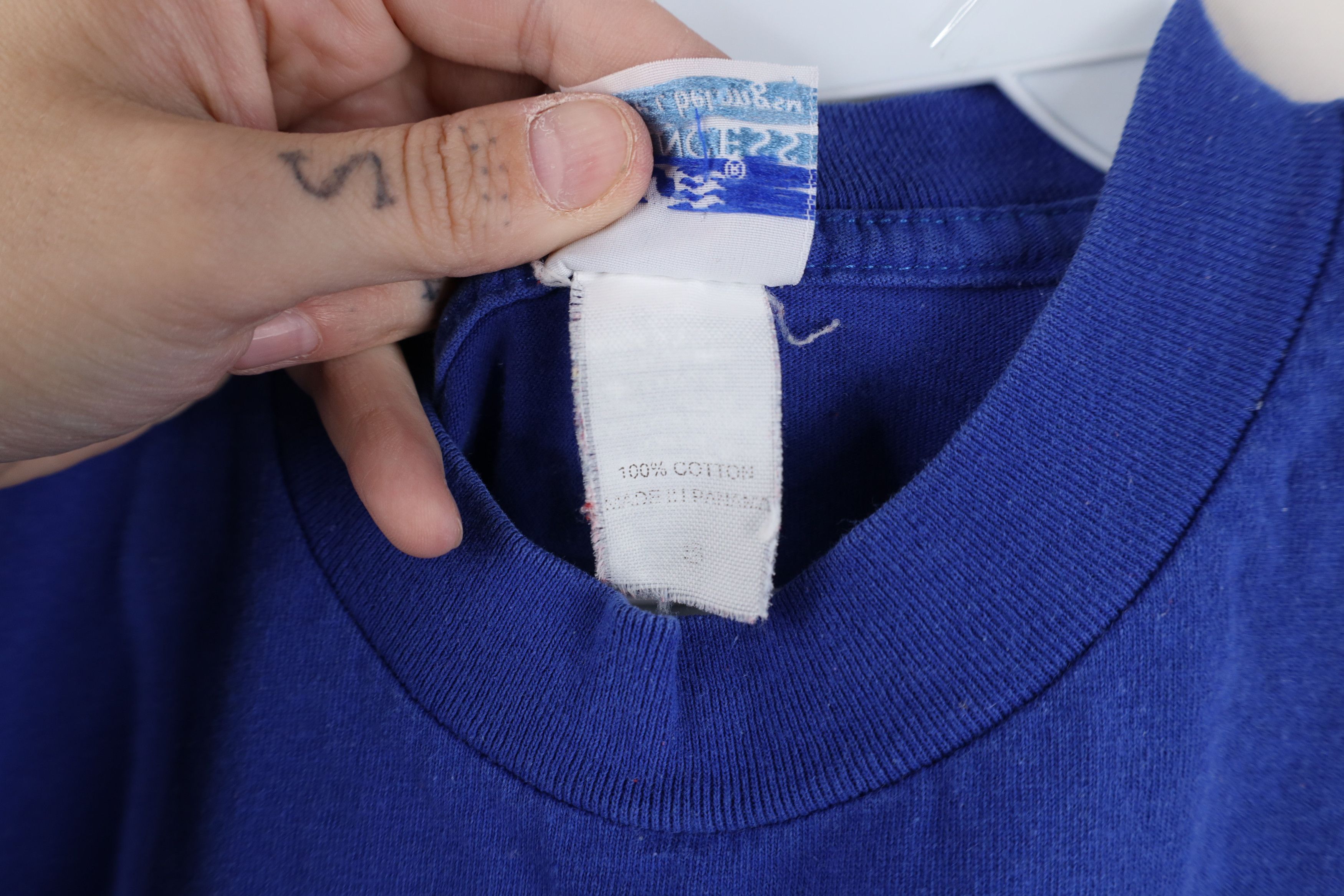 Vintage Vintage 90s Cruises Ketchikan Alaska T-Shirt Blue Cotton Size S / US 4 / IT 40 - 8 Thumbnail