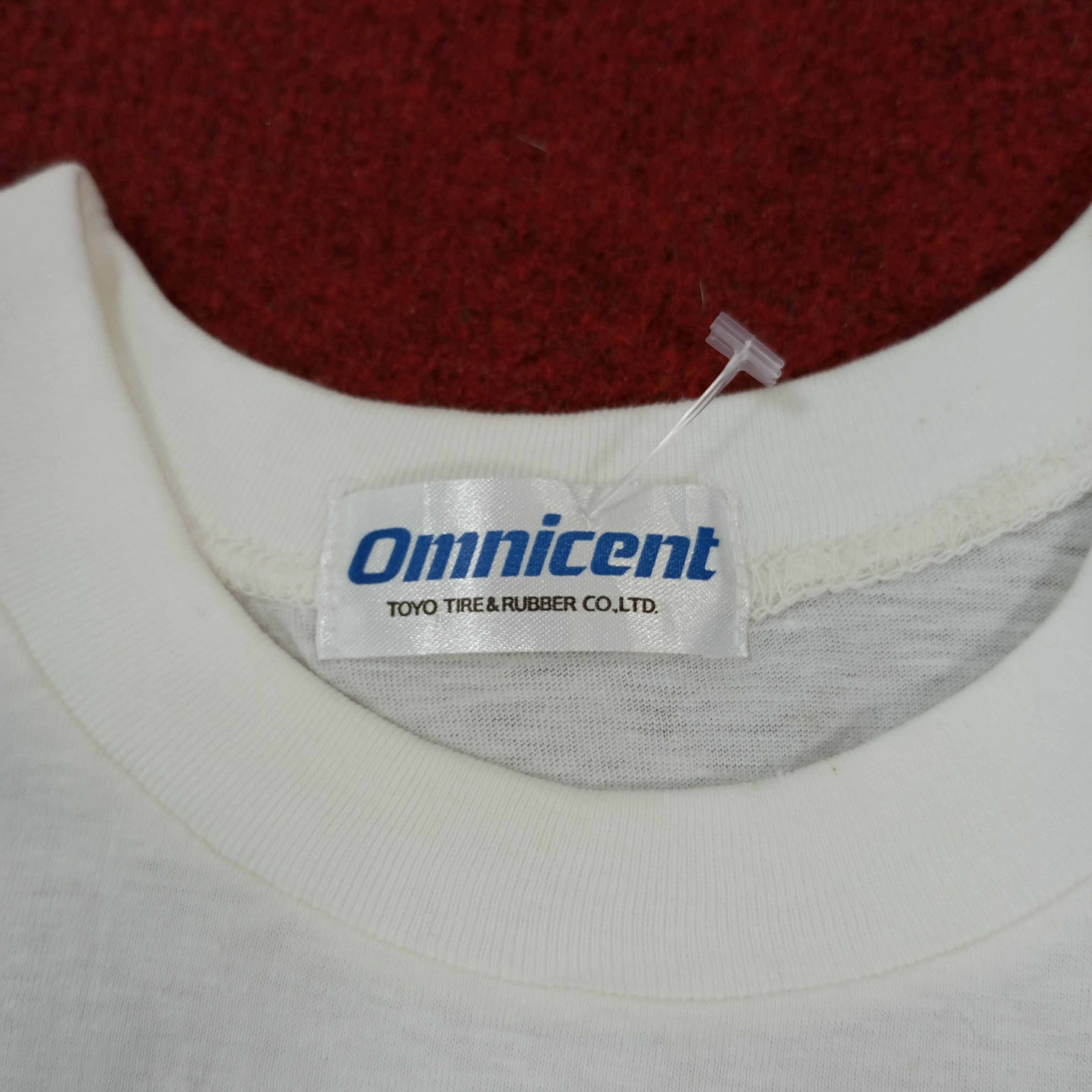 Vintage Omnicent Car Streetwear Style Tshirt Size US M / EU 48-50 / 2 - 5 Thumbnail