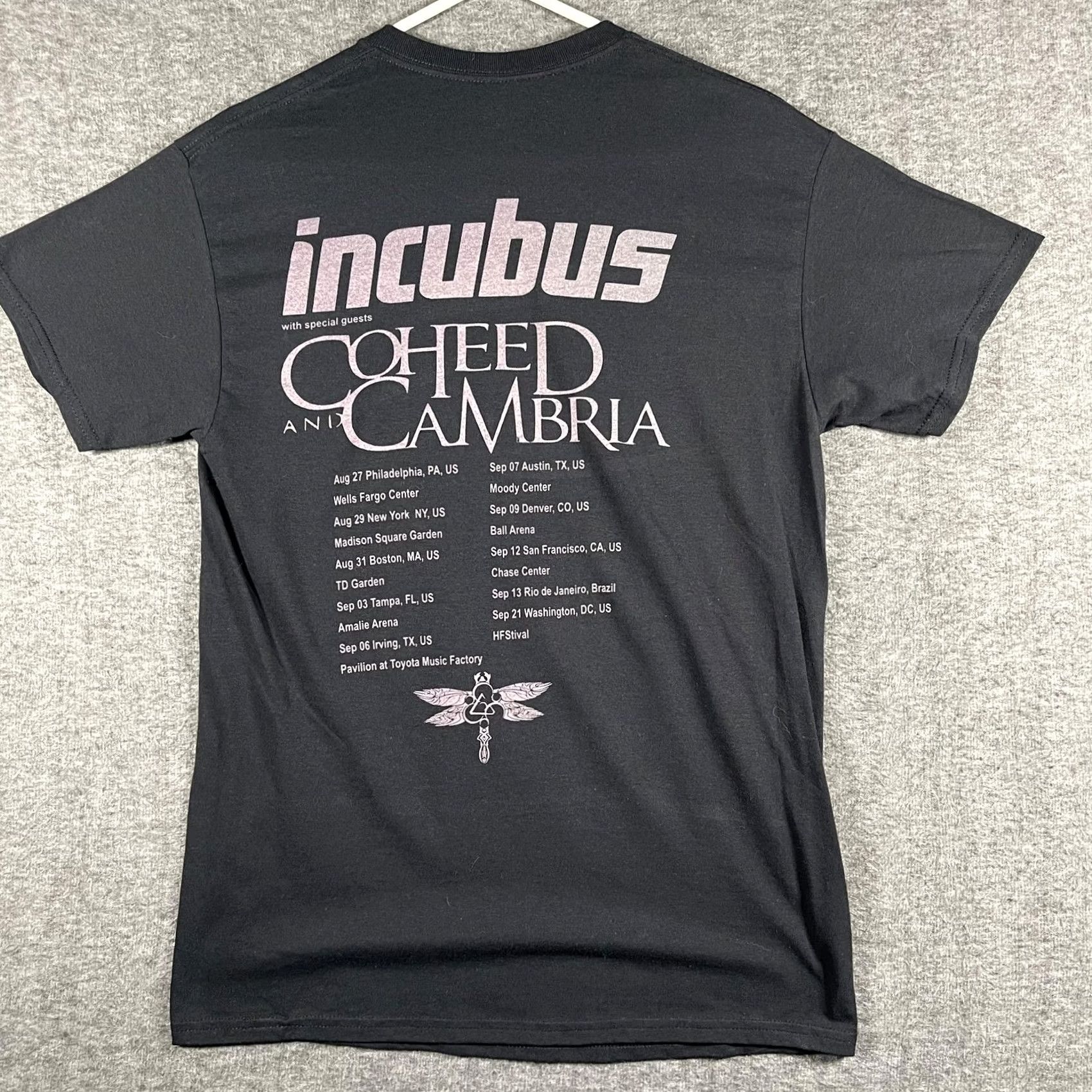 Gildan VINTAGE? No. Incubus Shirt Mens Medium Black 2024 Tour Coheed & Cambria Graphic Band Tee Size US M / EU 48-50 / 2 - 3 Thumbnail